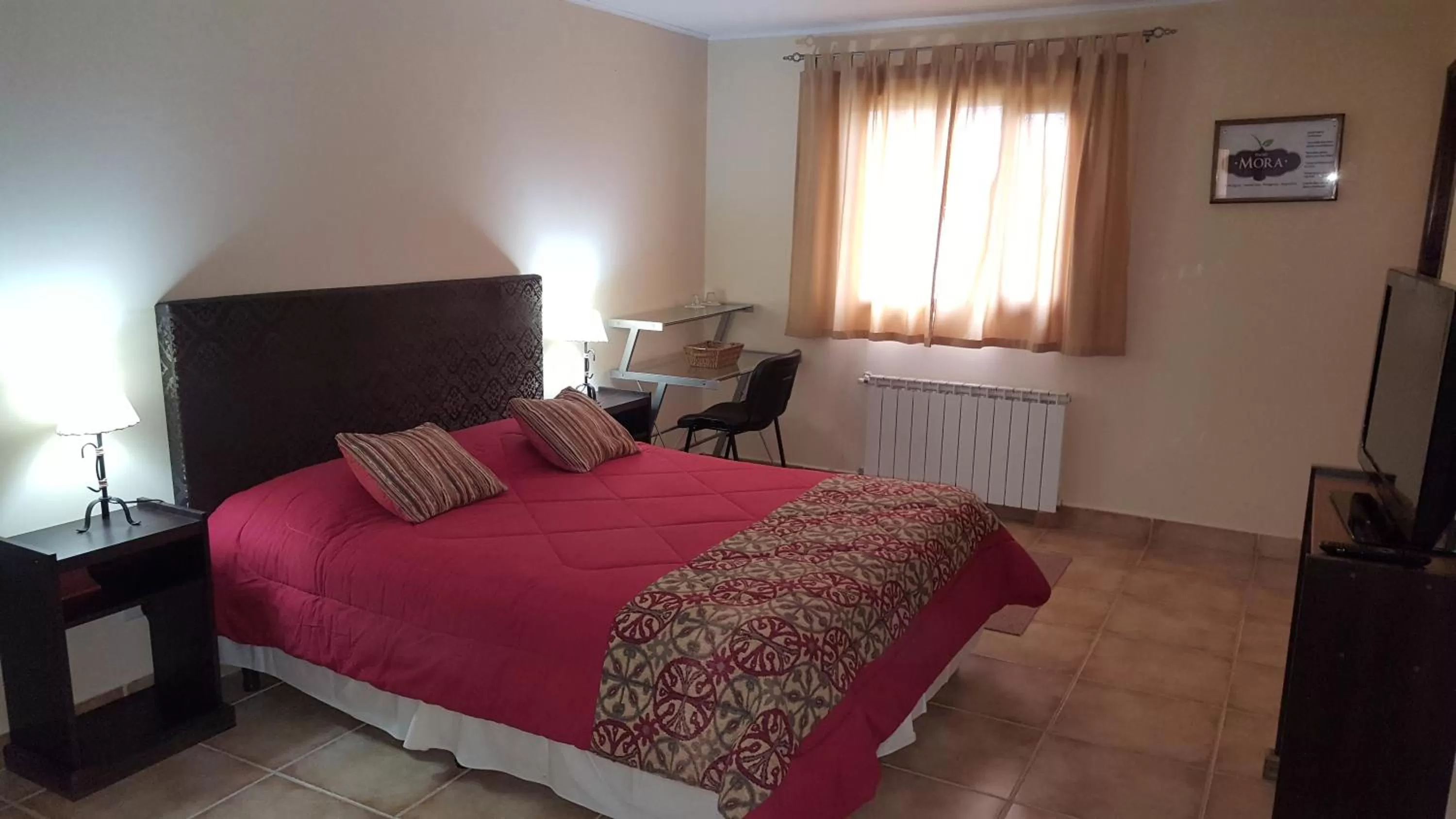 Photo of the whole room, Bed in Hotel Mora