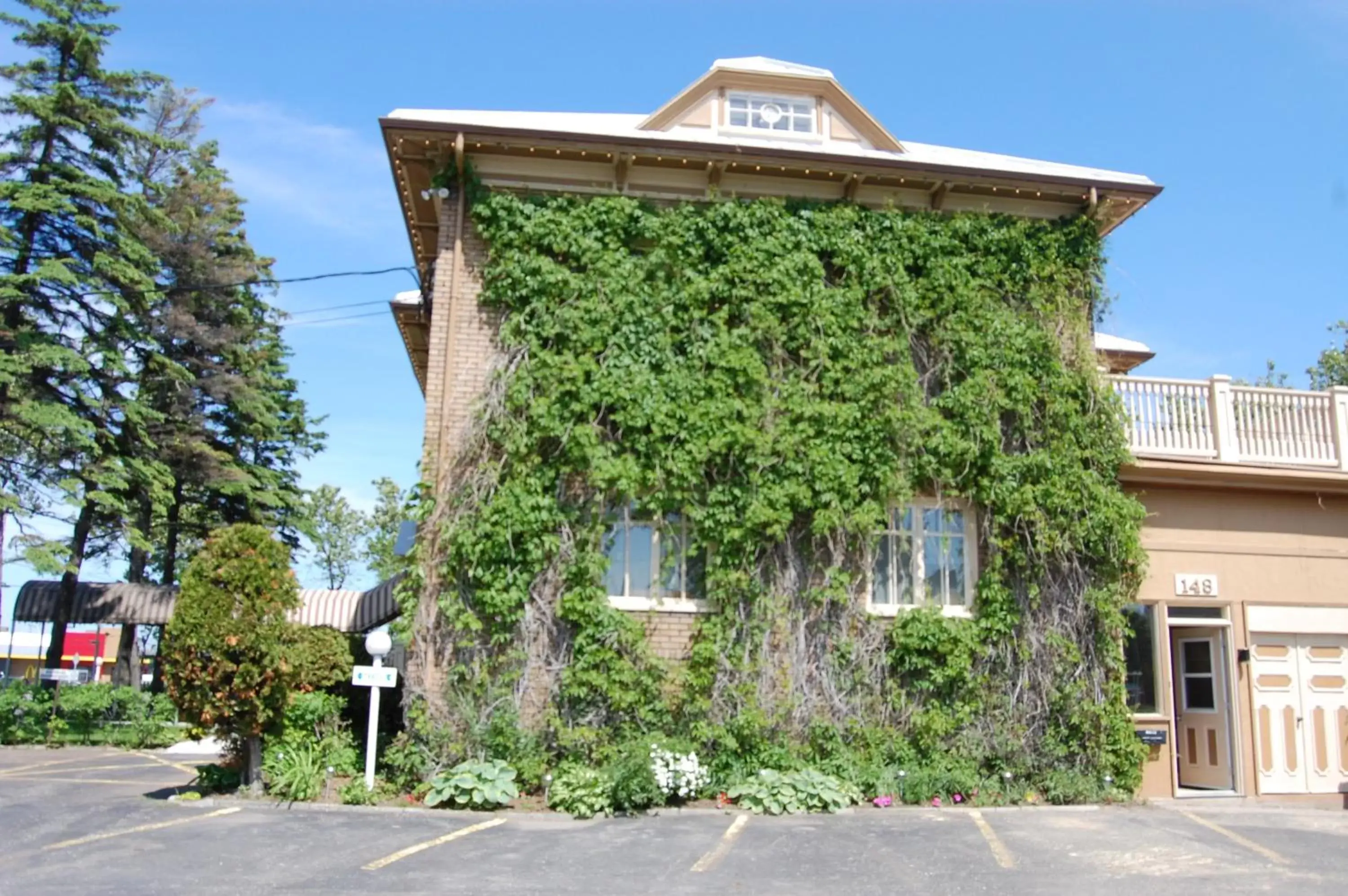 Property Building in Auberge La Seigneurie