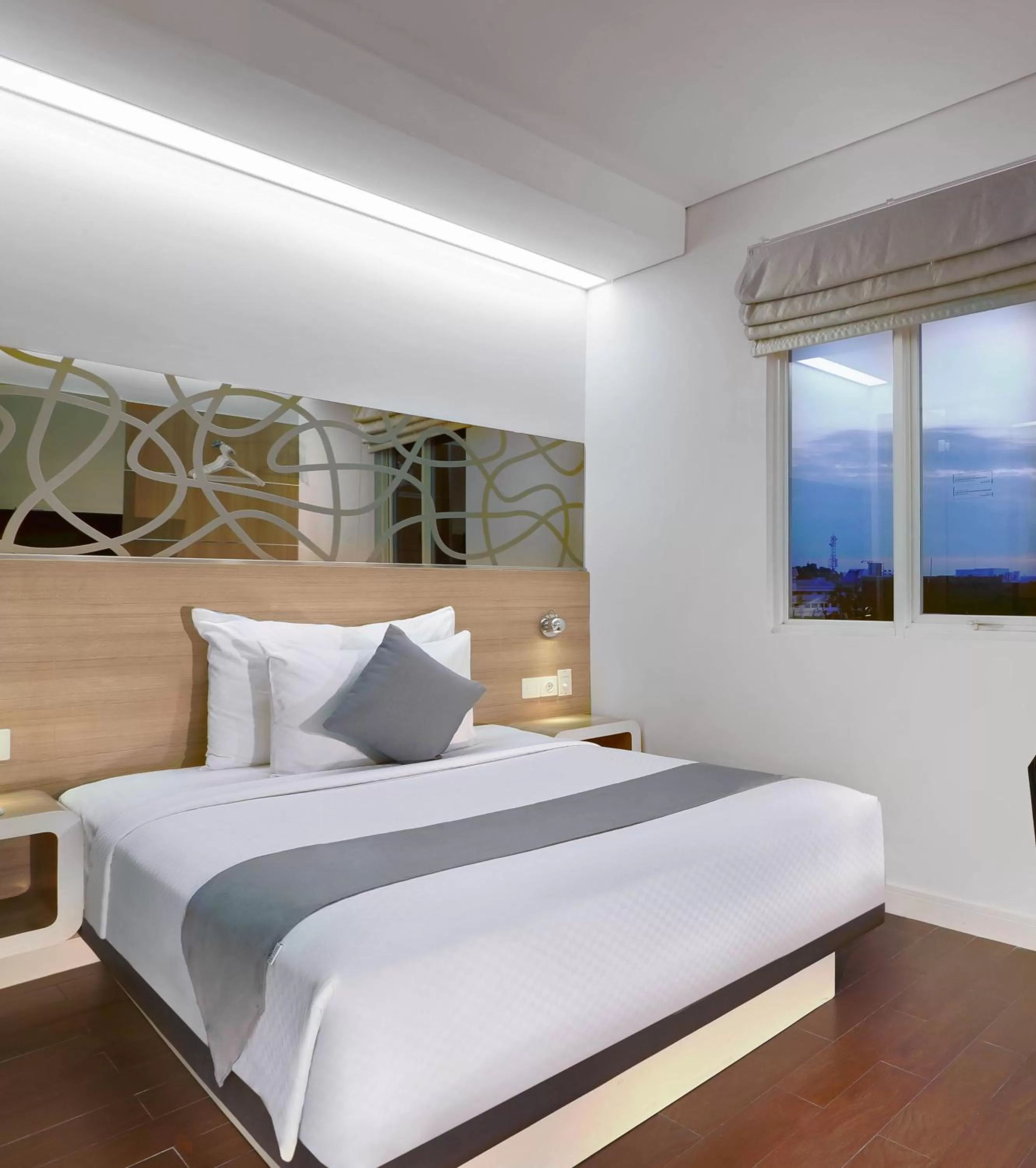 bunk bed, Bed in Hotel Neo Gubeng by ASTON