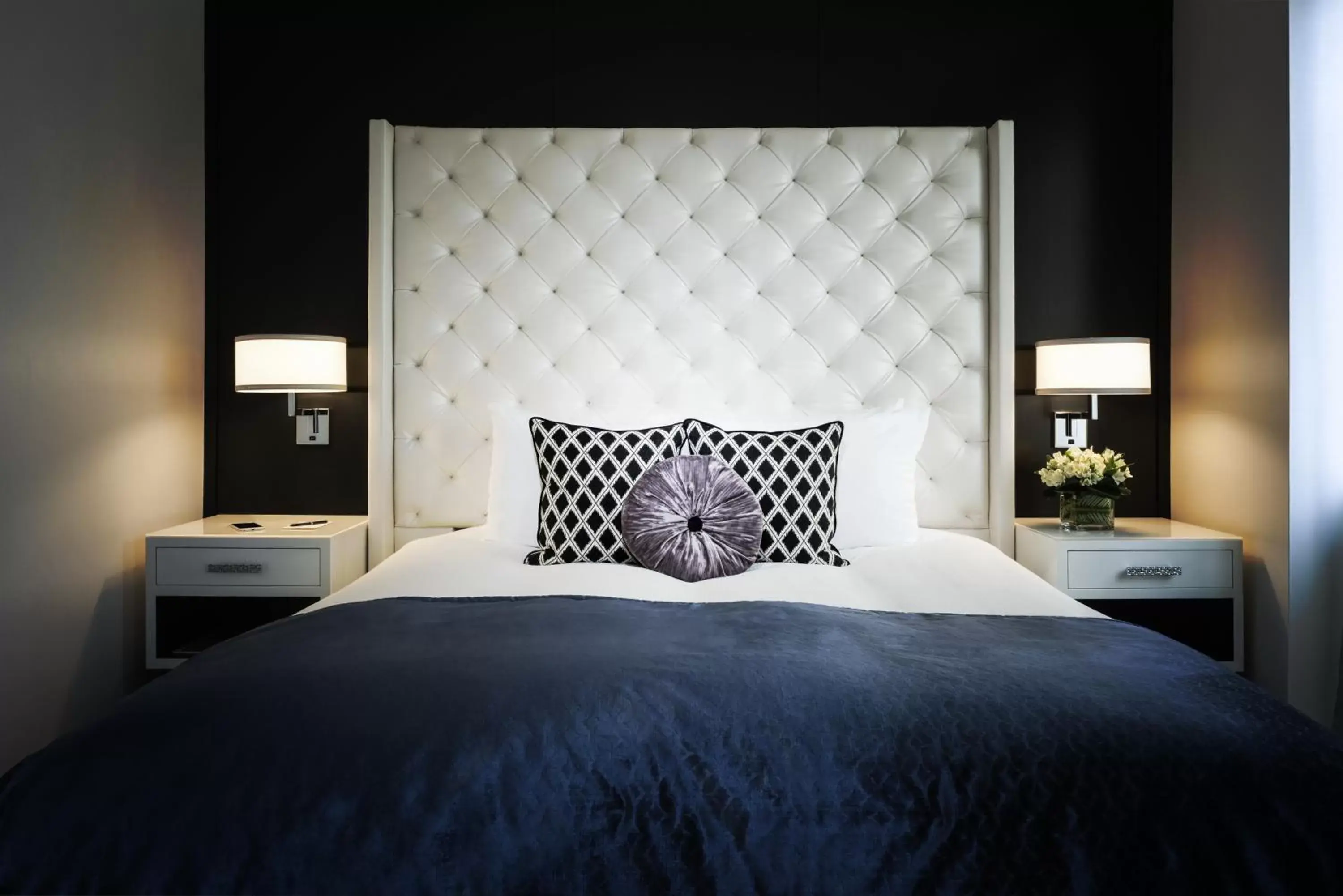 Bedroom, Bed in Sofitel Lafayette Square Washington DC