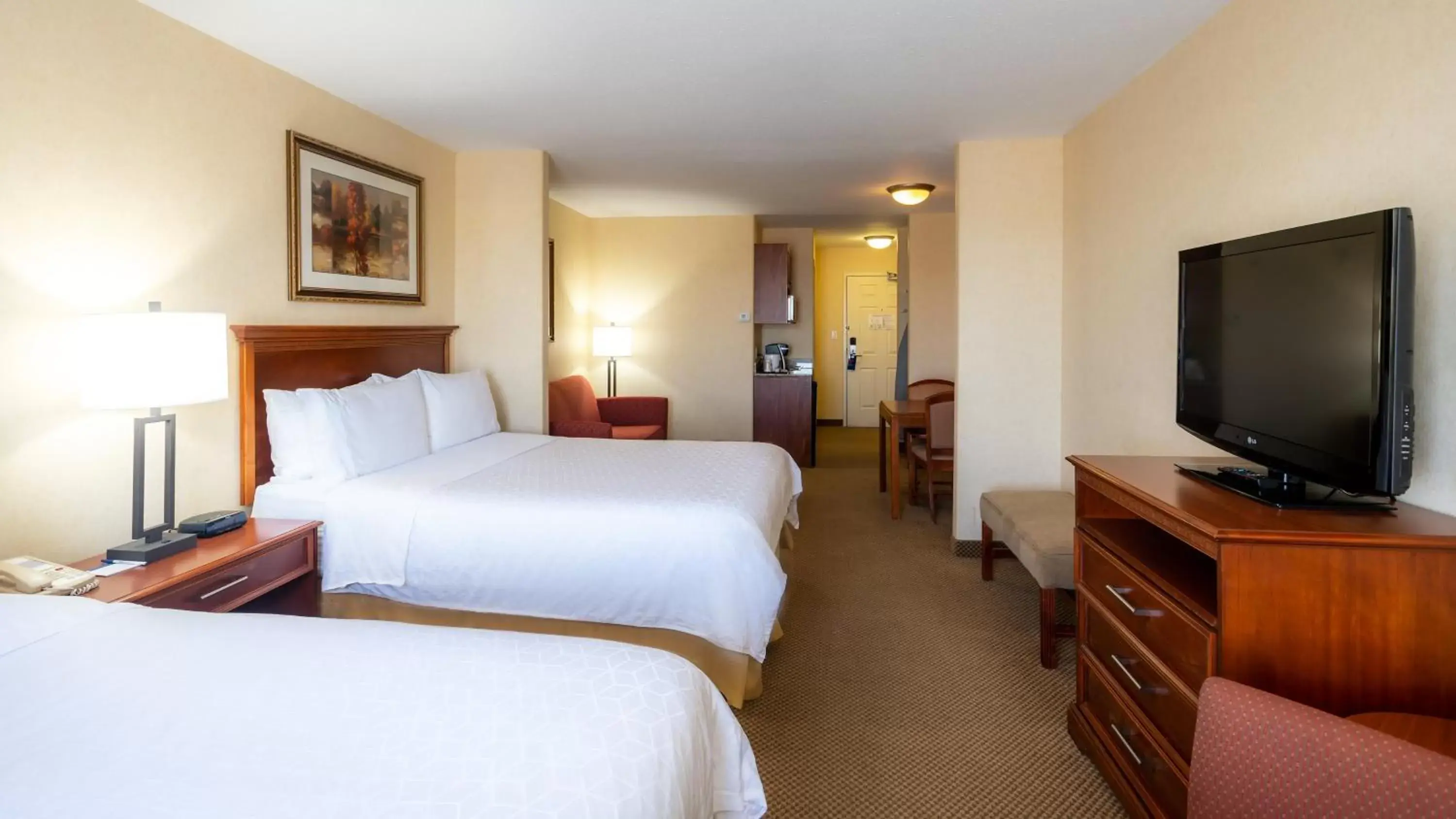 Photo of the whole room, TV/Entertainment Center in Holiday Inn Express Hotel & Suites - Edmonton International Airport, an IHG Hotel