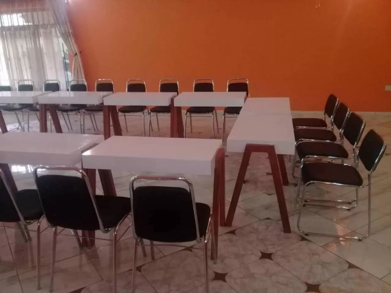 Restaurant/places to eat in Africa Lodge Arusha