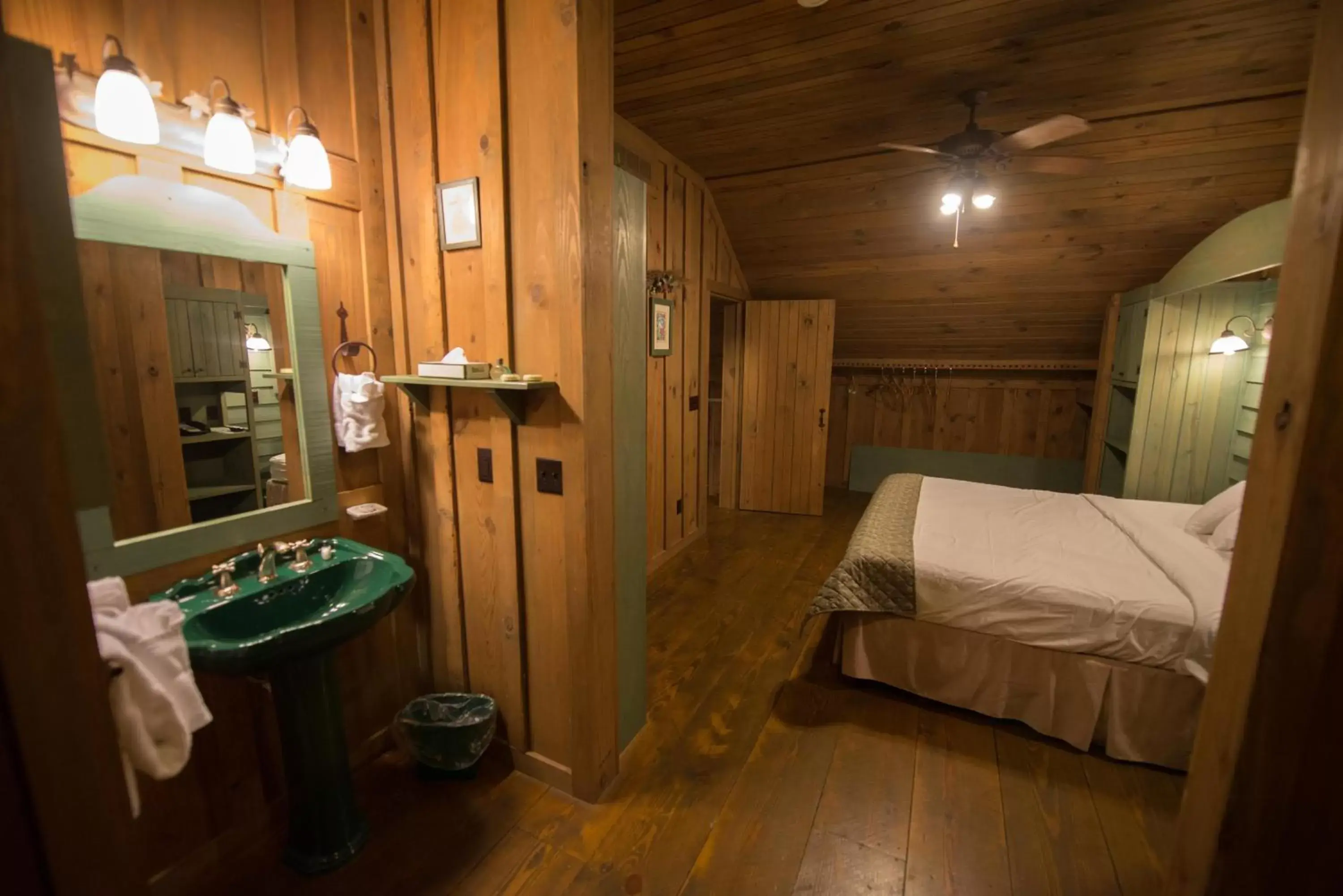 Bathroom, Room Photo in Cabins at Green Mountain, Trademark Collection by Wyndham