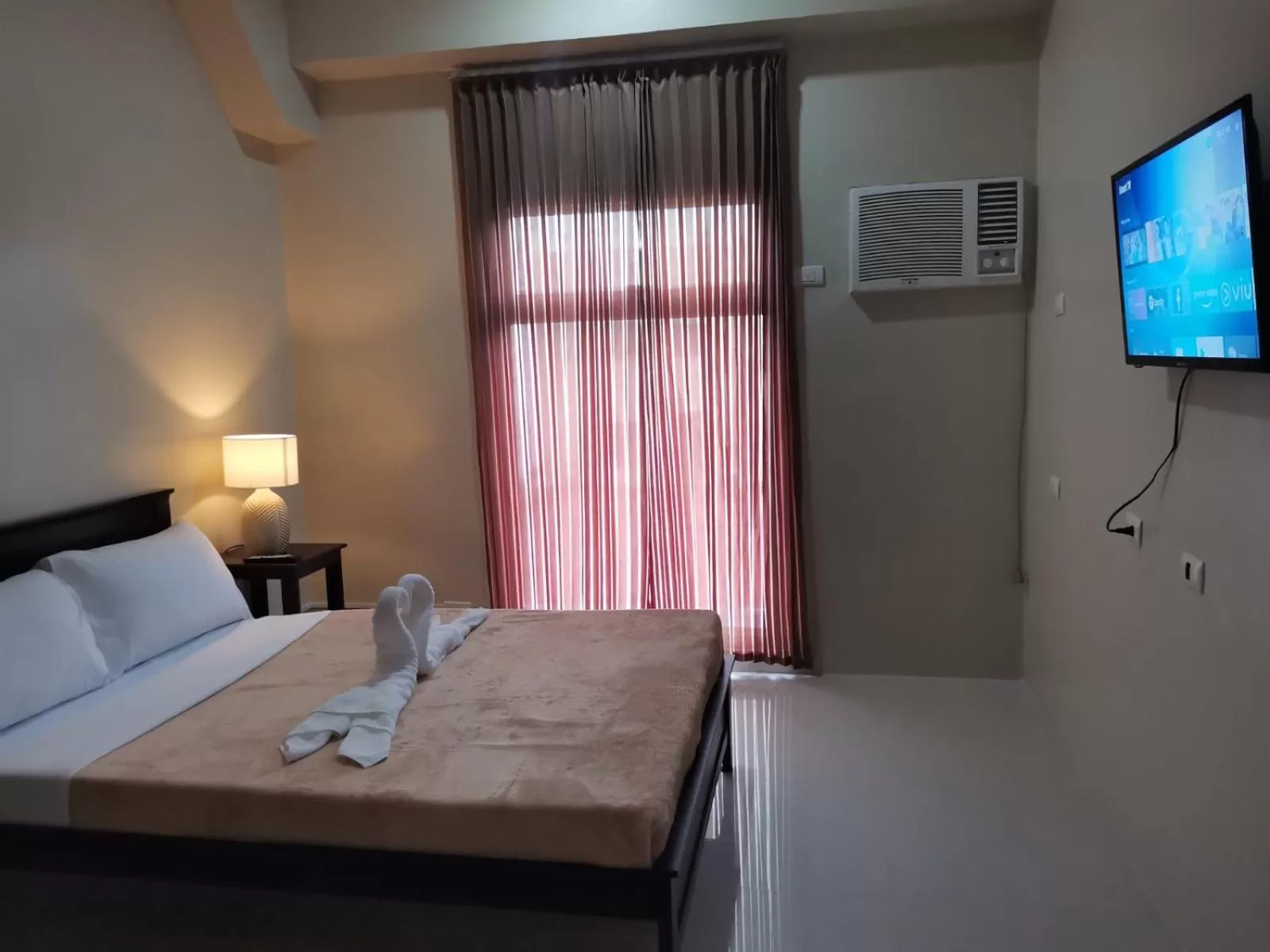 Bed in G Square Residences