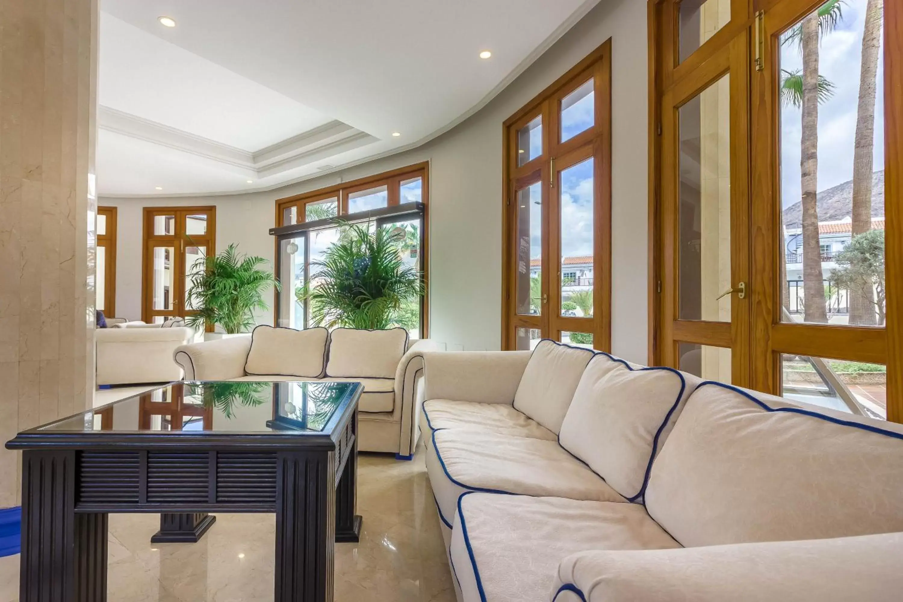 Lobby or reception in Klayman Olivina Aparthotel Lobby or reception in Klayman Olivina Aparthotel