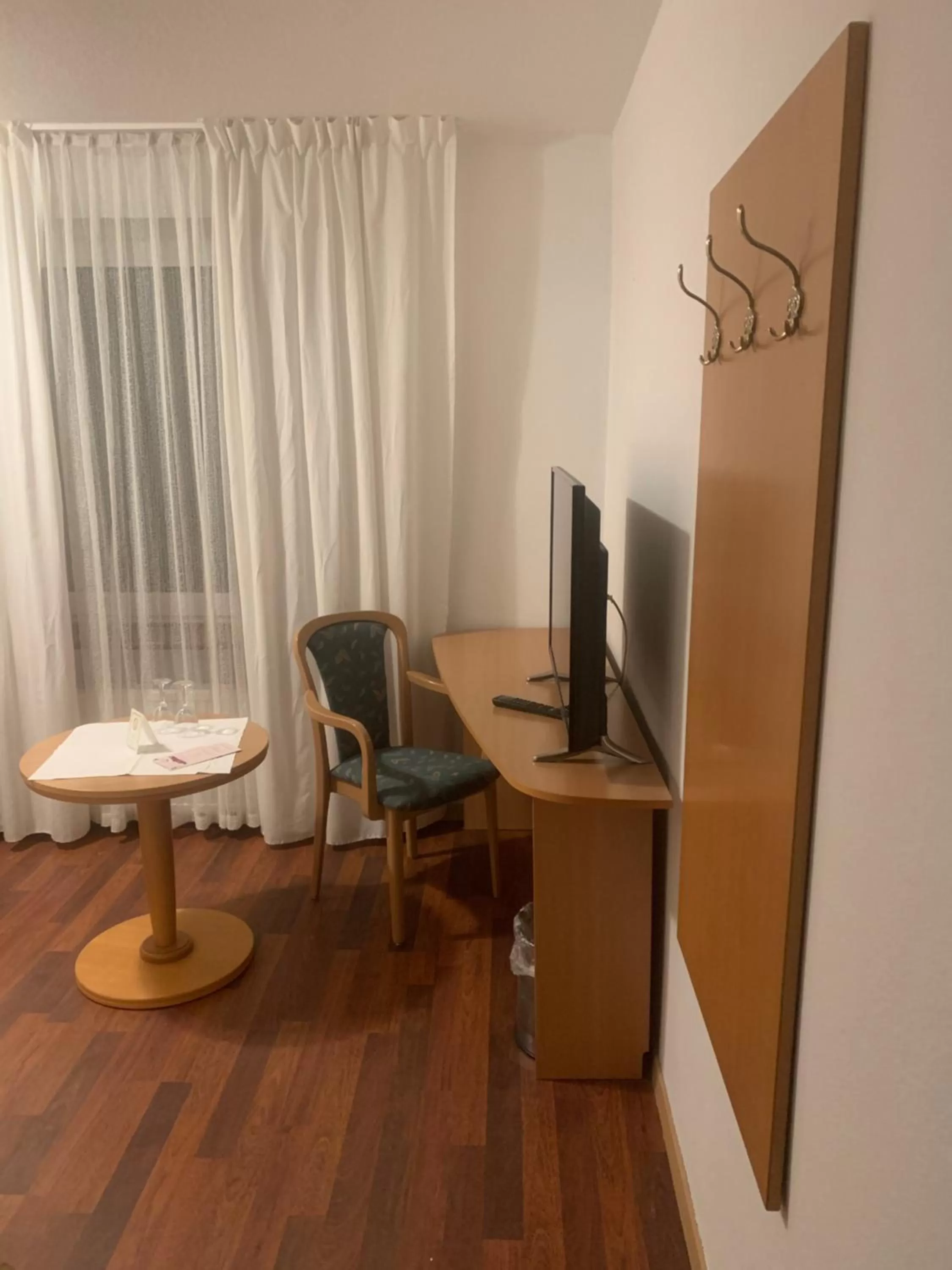 TV/Entertainment Center in Hotel & Restaurant Rosenhof