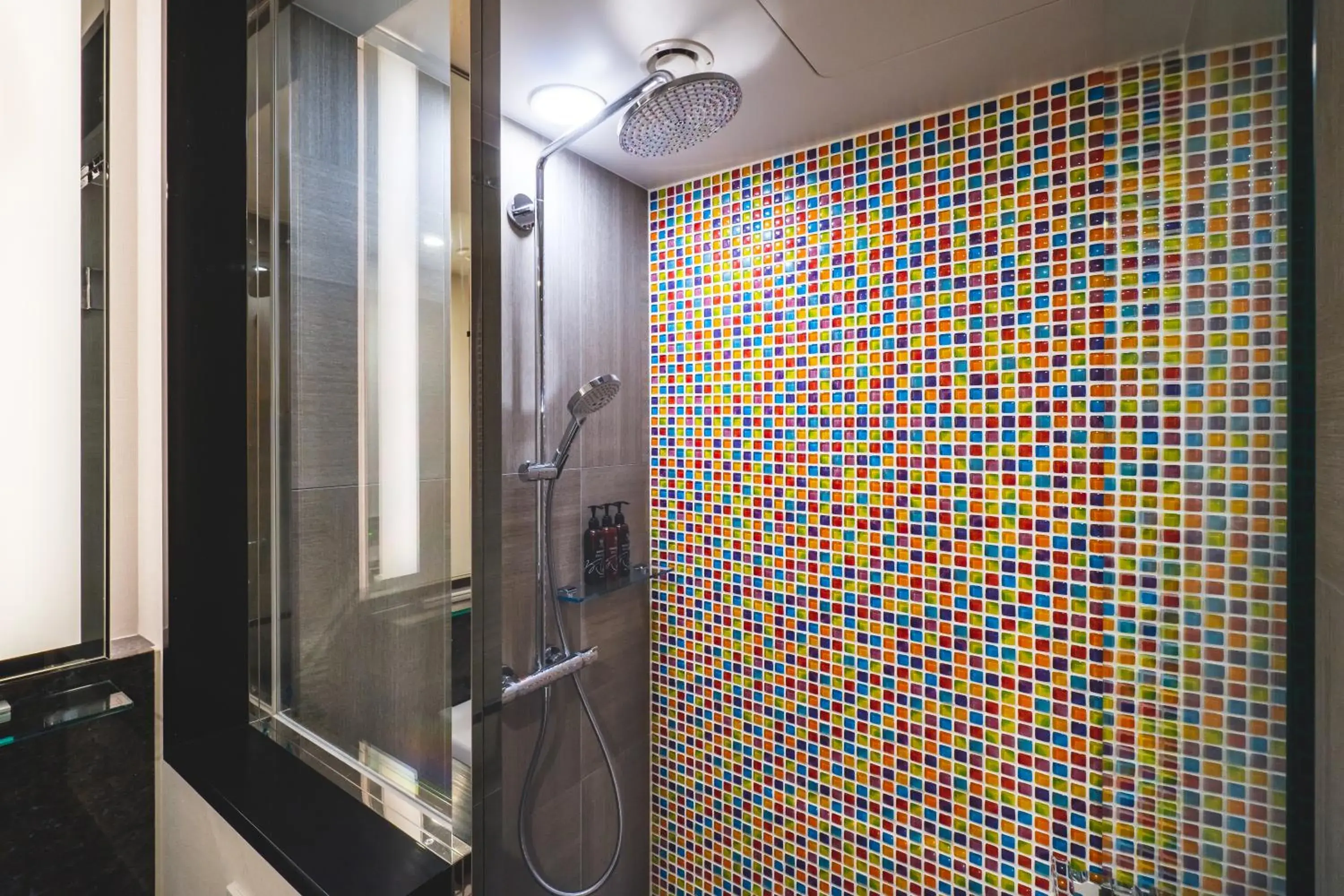 Shower, Bathroom in The Royal Park Canvas - Osaka Kitahama