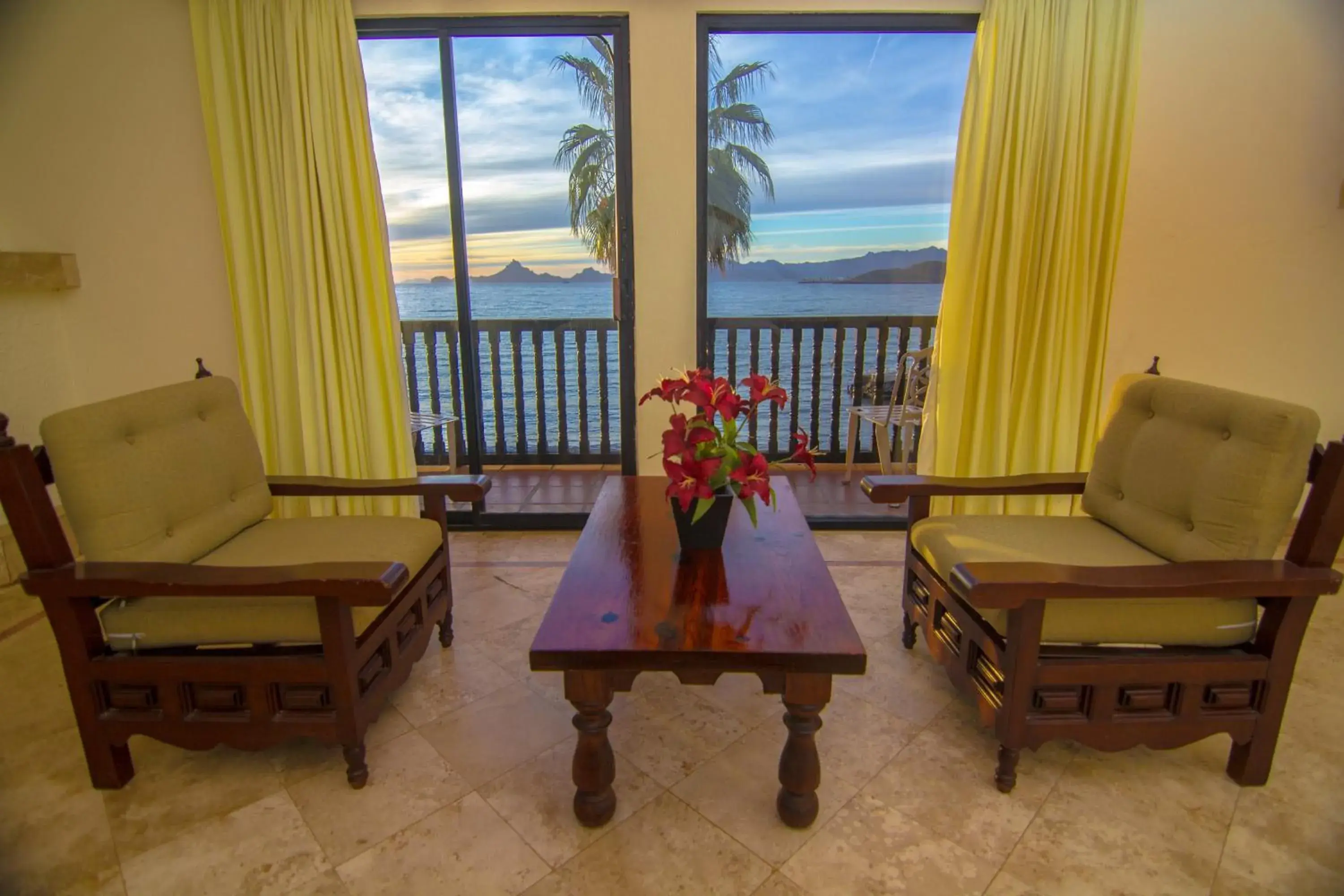 Living room, Seating Area in Hotel Playa de Cortes