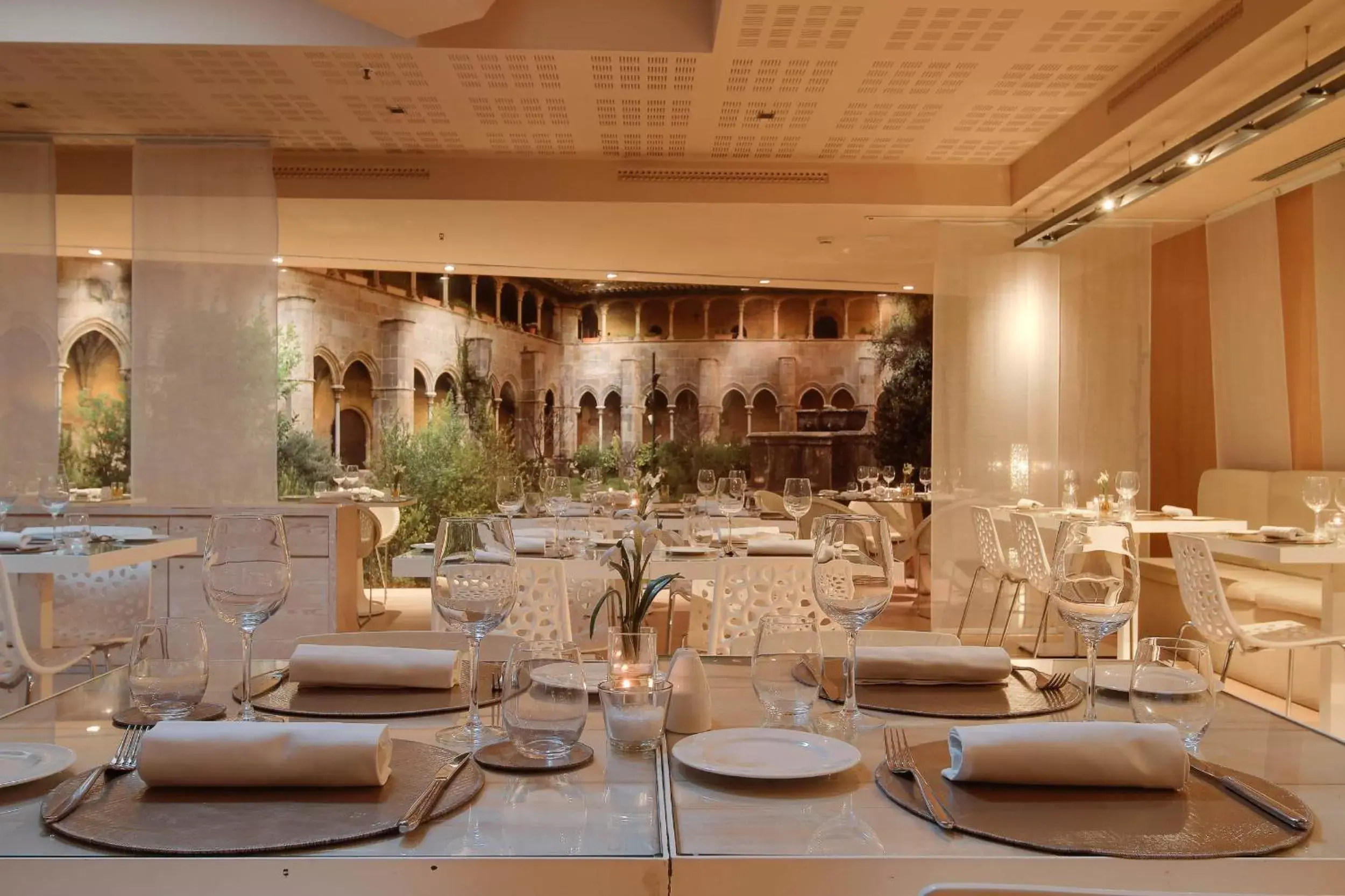 Restaurant/places to eat in Hotel Badalona Tower Restaurant/places to eat in Hotel Badalona Tower