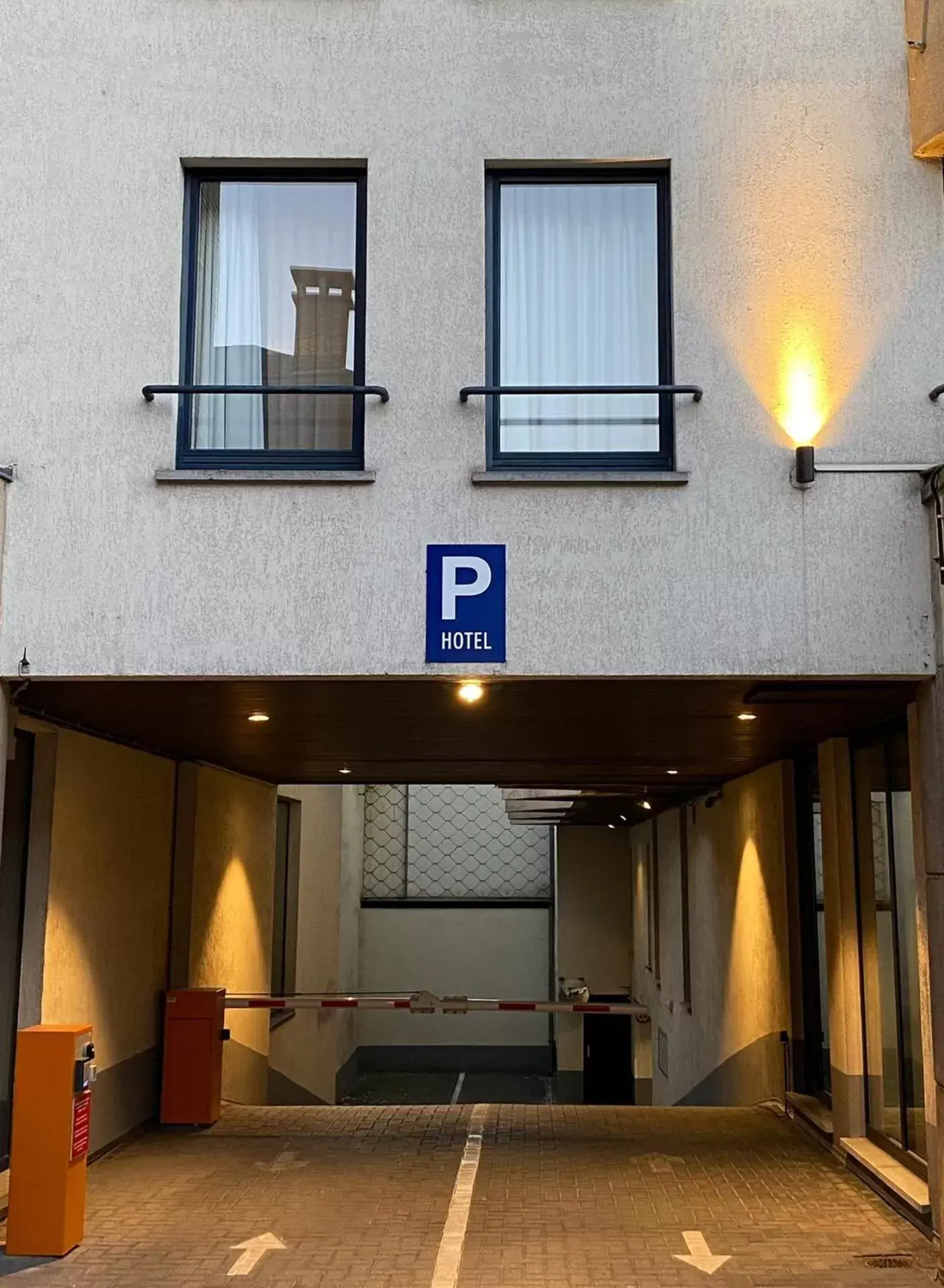 Parking in Keizershof Hotel Aalst