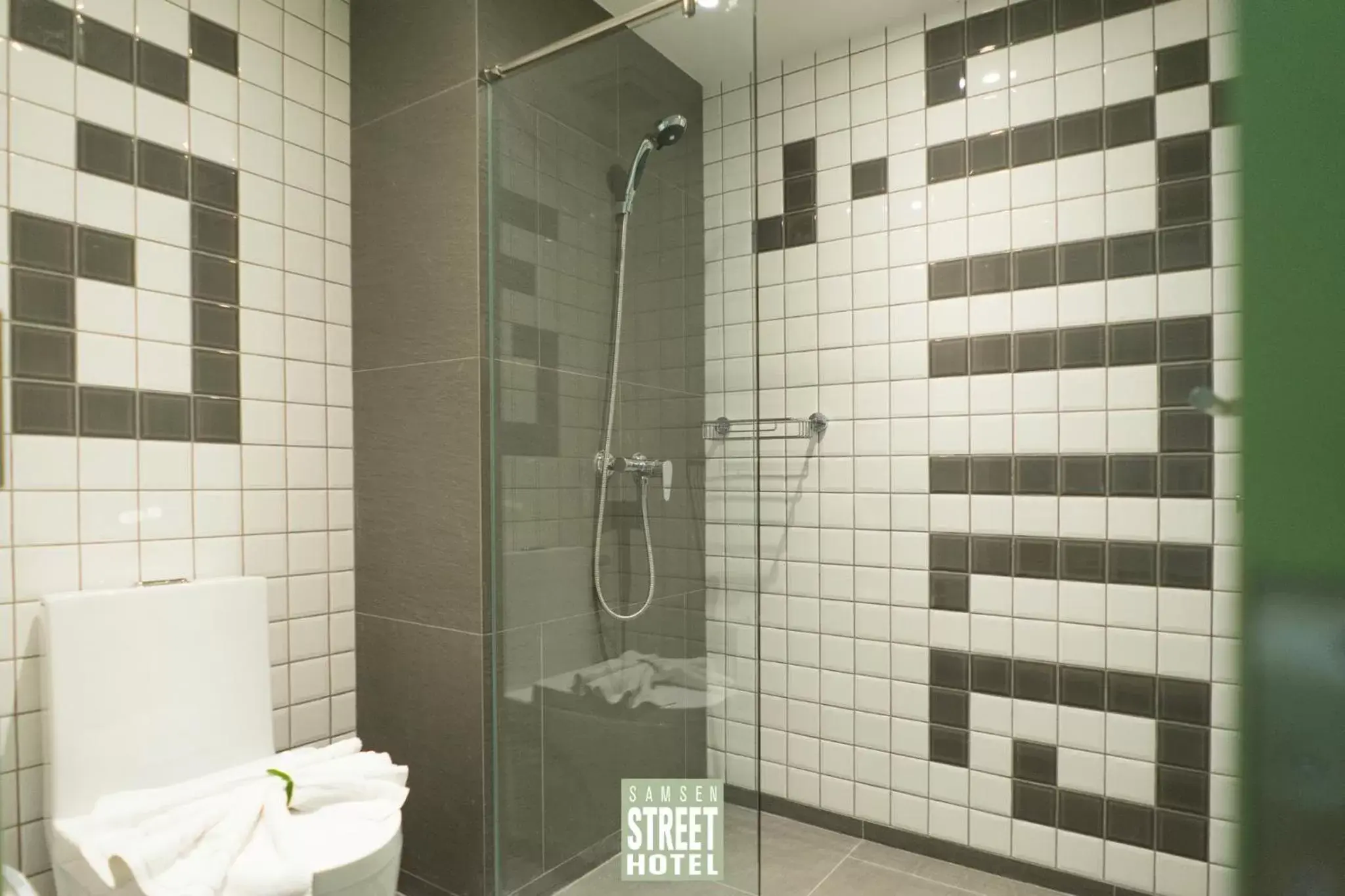 Shower, Bathroom in Samsen Street Hotel - SHA Extra Plus