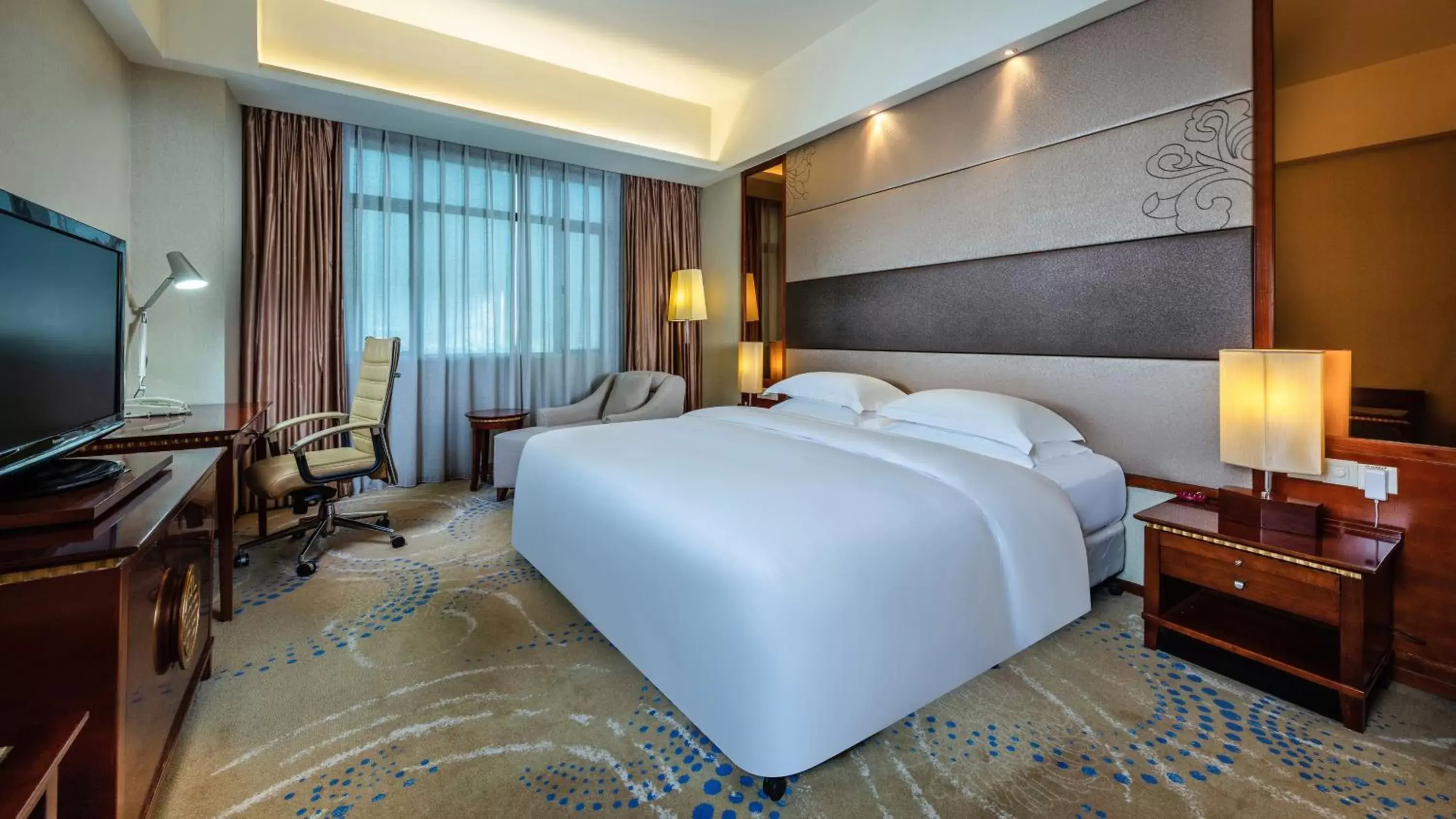 Photo of the whole room in Crowne Plaza Foshan, an IHG Hotel - Exclusive bus stations for HKSAR round-trips