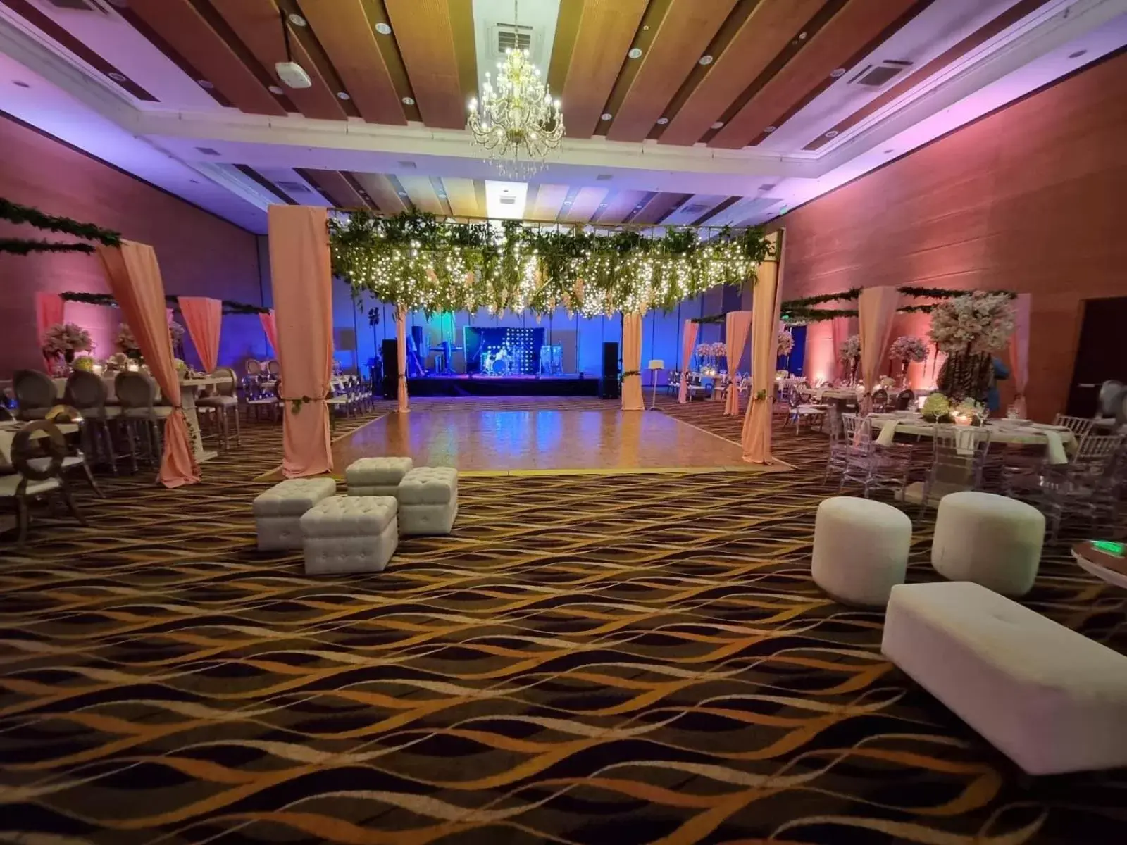 Banquet/Function facilities, Banquet Facilities in Wyndham Manta Sail Plaza Hotel and Convention Center