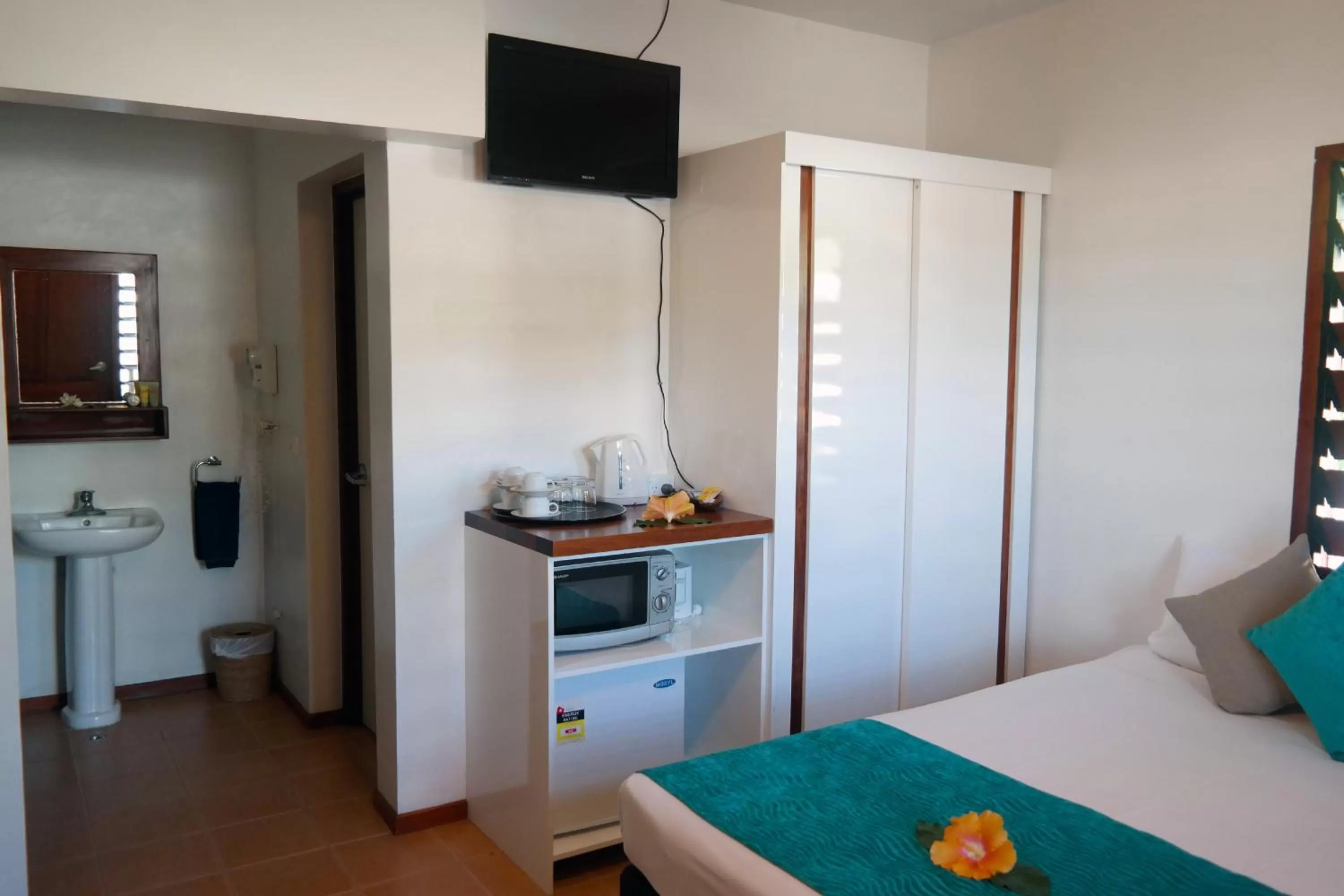 Bathroom in Moorings Hotel