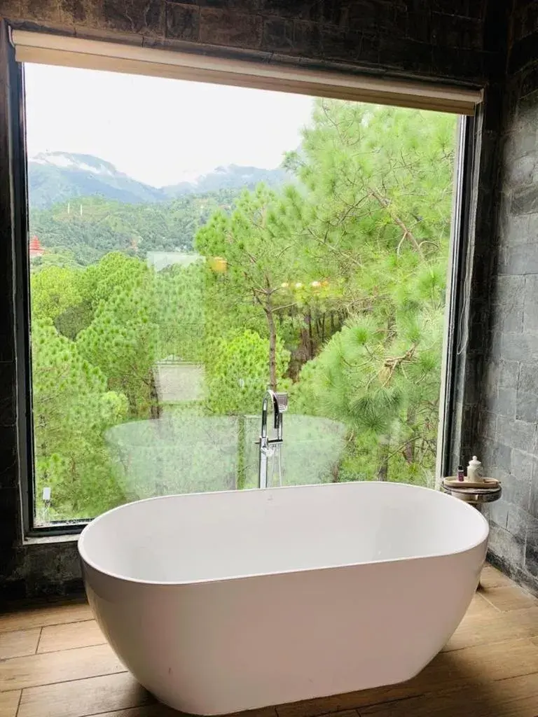 Bathroom in Rakkh Resort, a member of Radisson Individuals Retreats