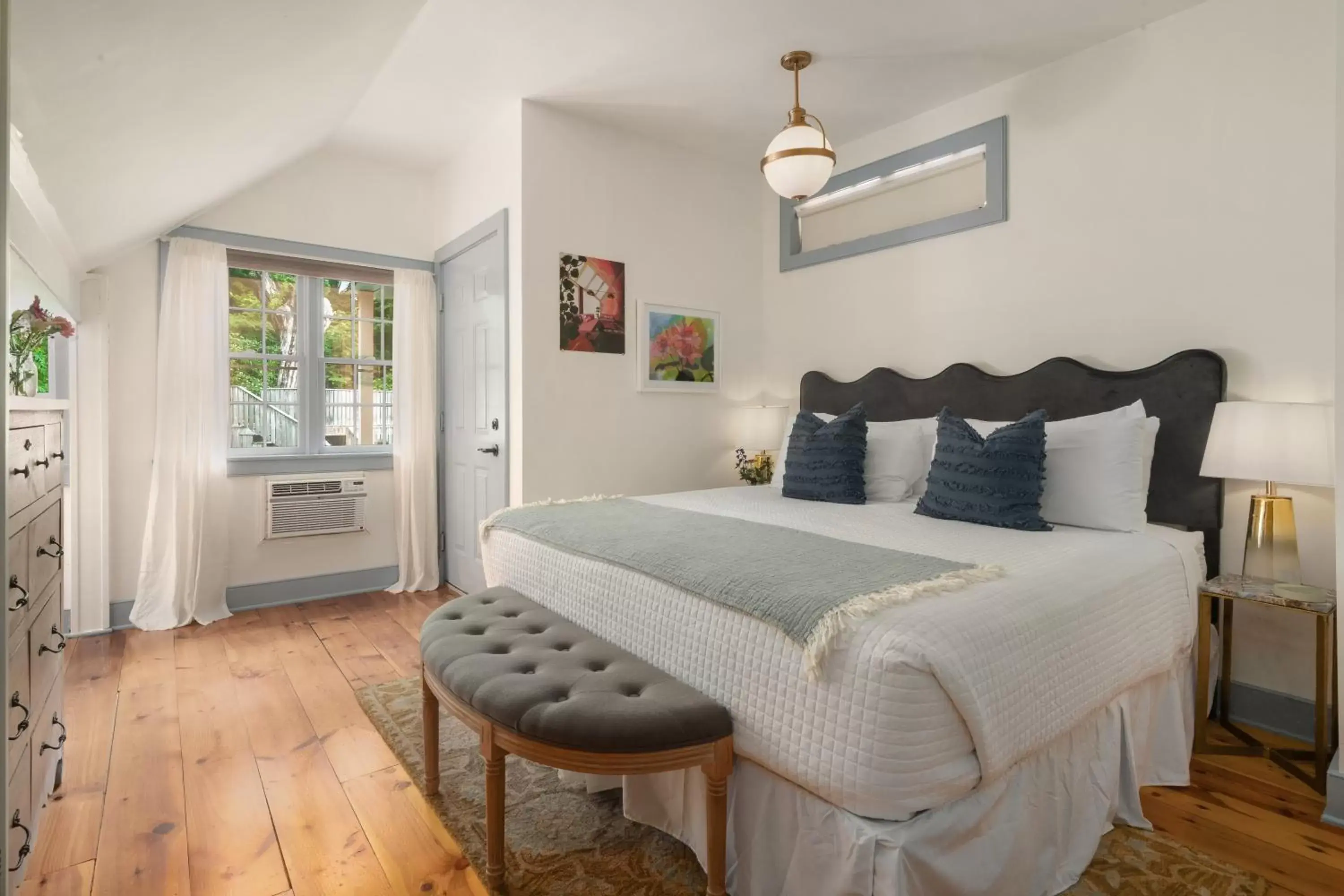 Bedroom, Bed in Inn at Silver Maple Farm