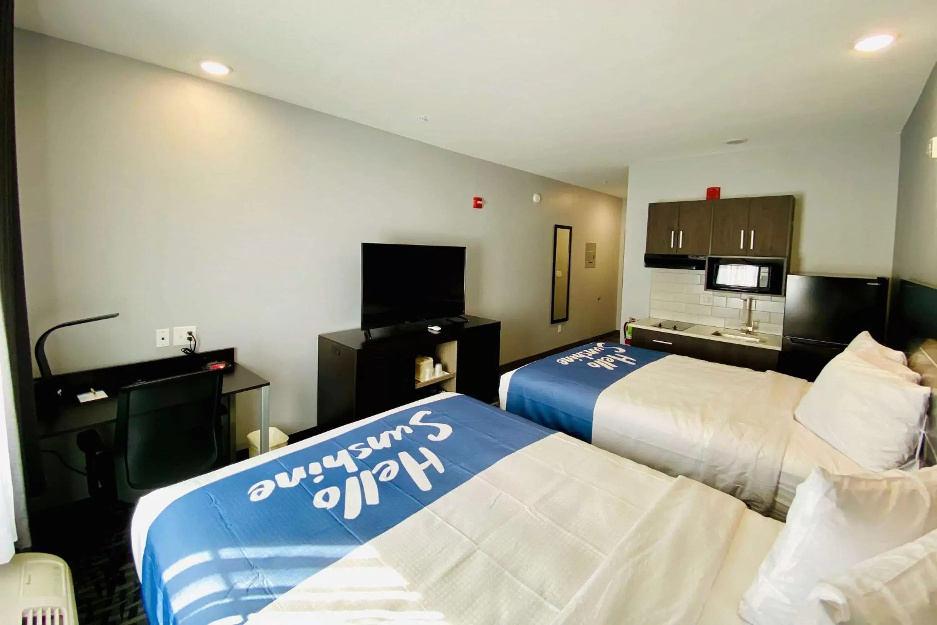 Photo of the whole room in Days Inn & Suites by Wyndham Horn Lake - Memphis Graceland