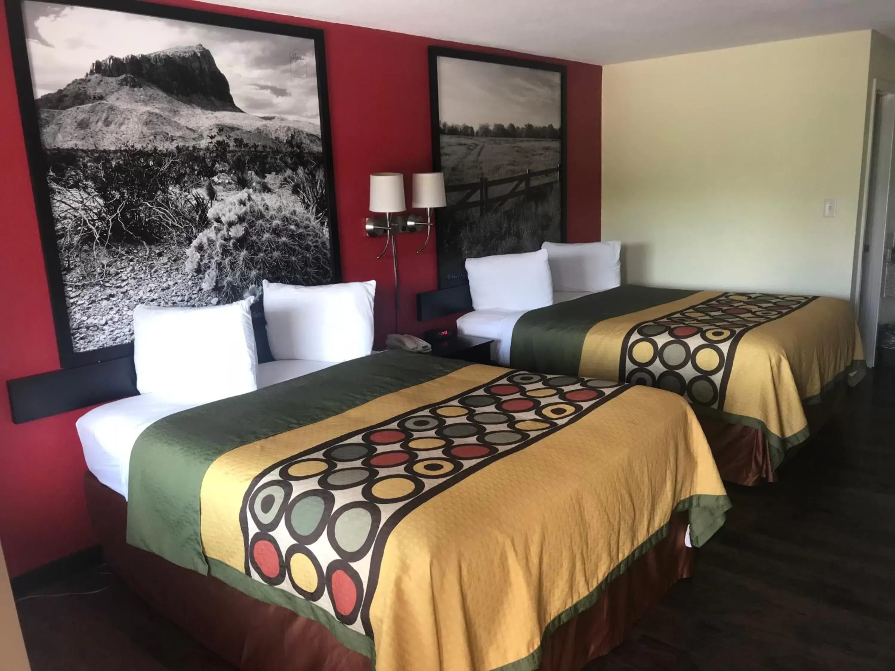 Bed in Super 8 by Wyndham Corsicana