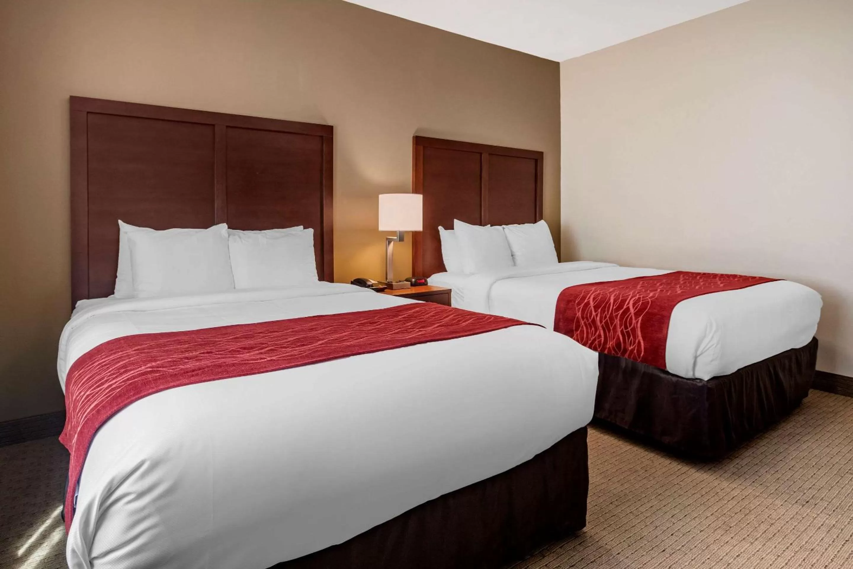 Photo of the whole room, Bed in Comfort Inn & Suites Villa Rica