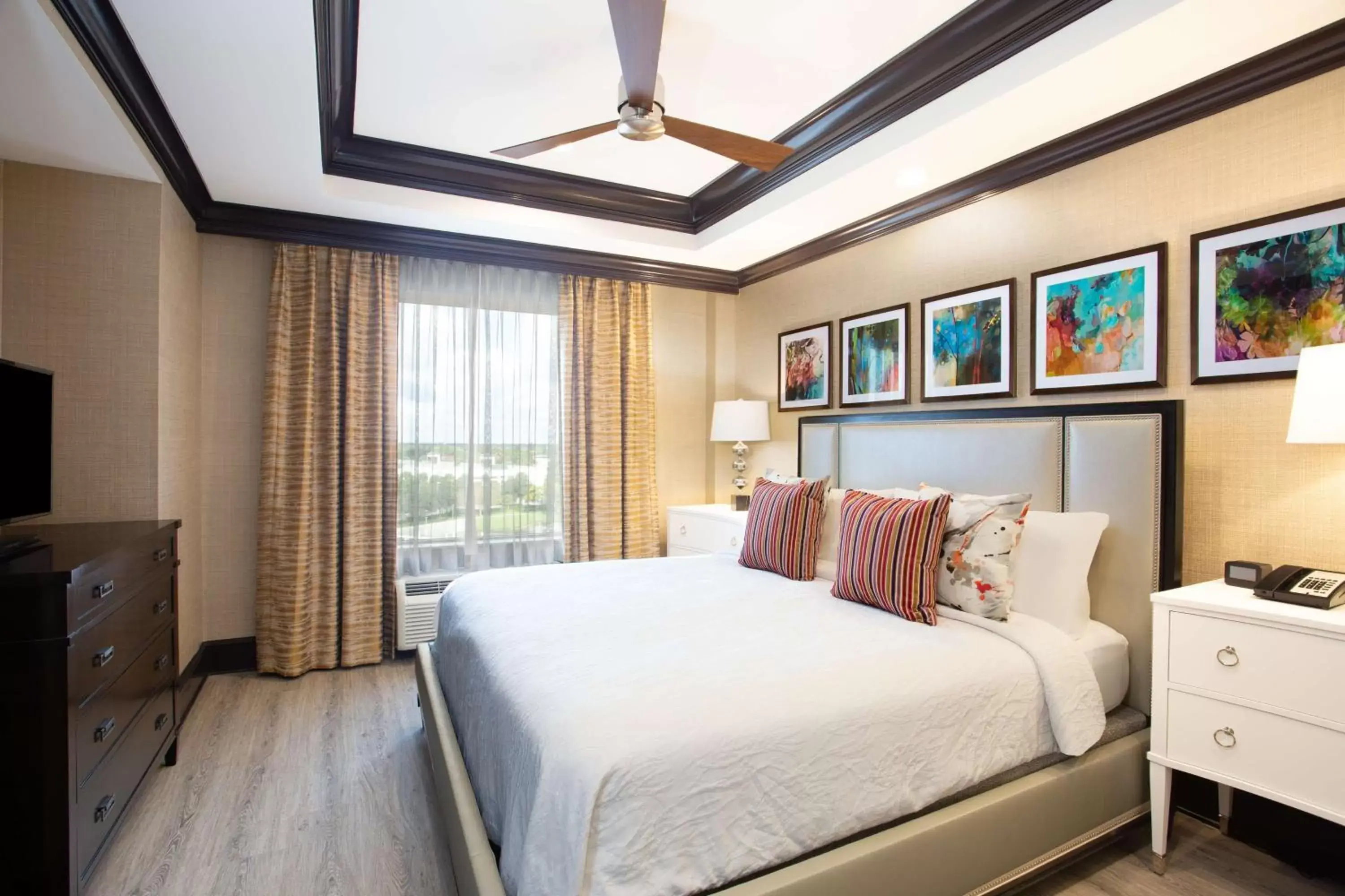 Bed in Hilton Garden Inn Palm Beach Gardens