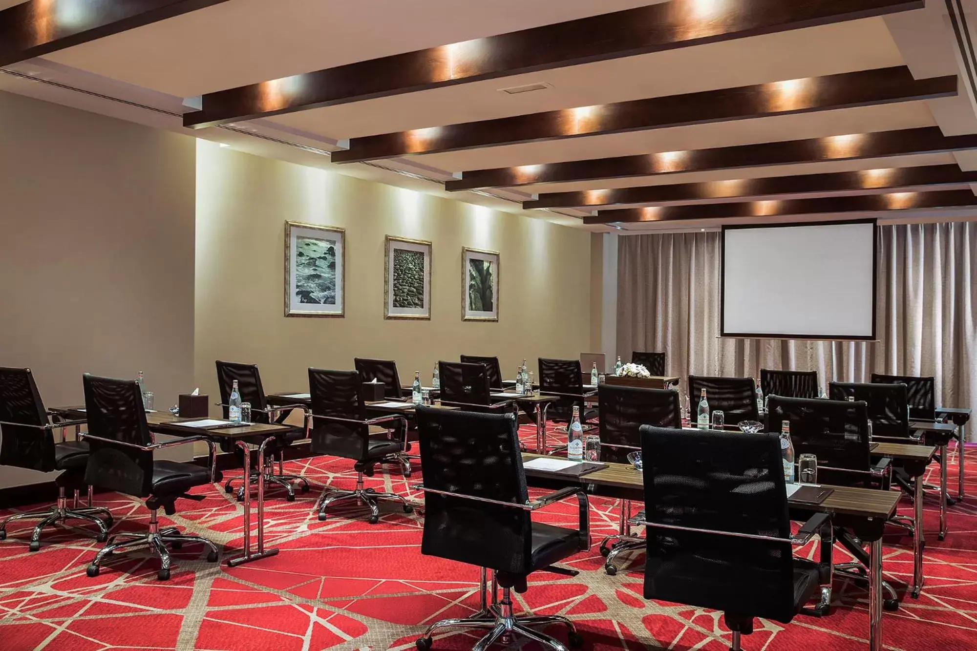 Meeting/conference room in Media Rotana Dubai
