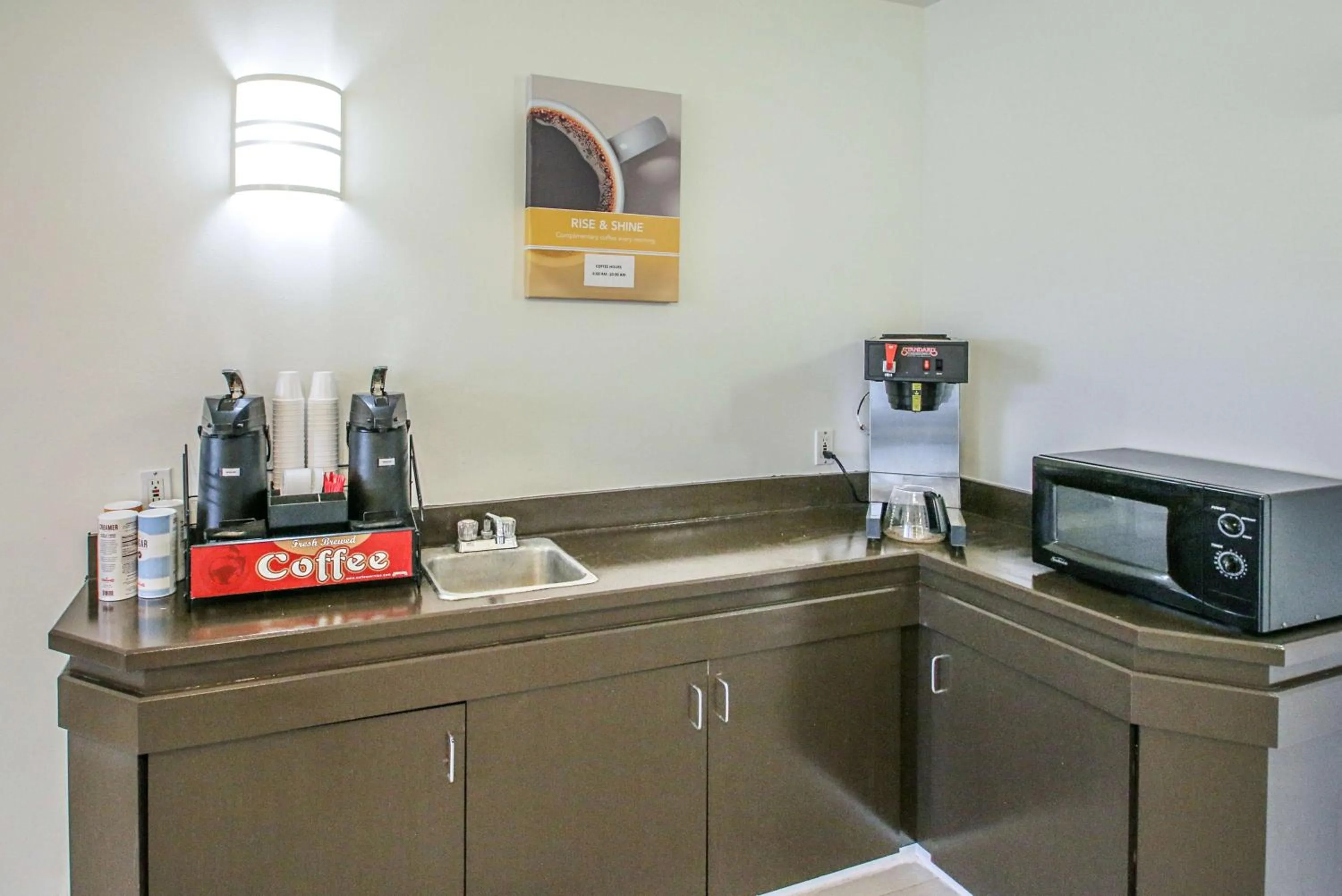 Lobby or reception in Motel 6-Nephi, UT