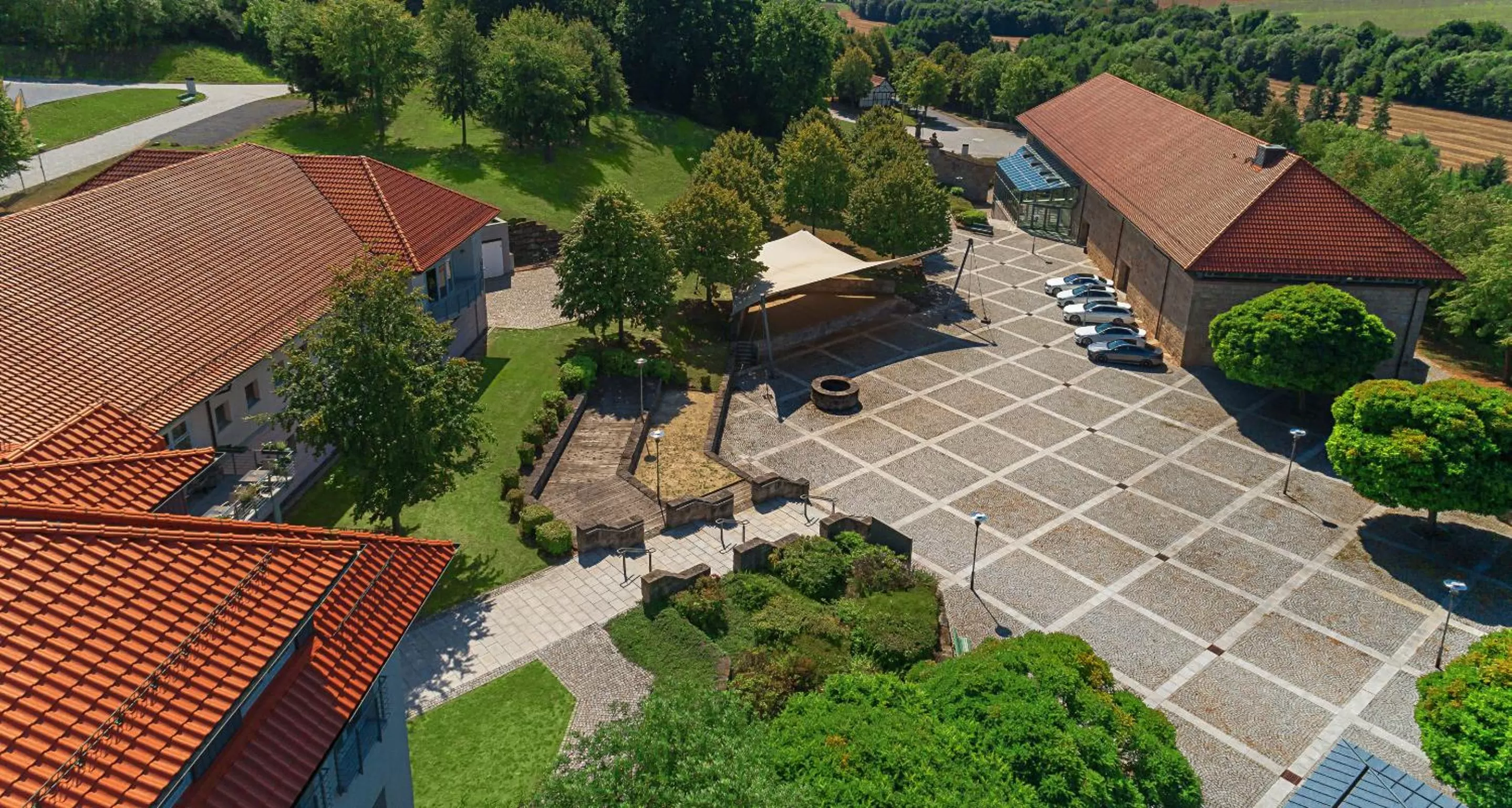 Summer in Victor's Residenz-Hotel Teistungenburg