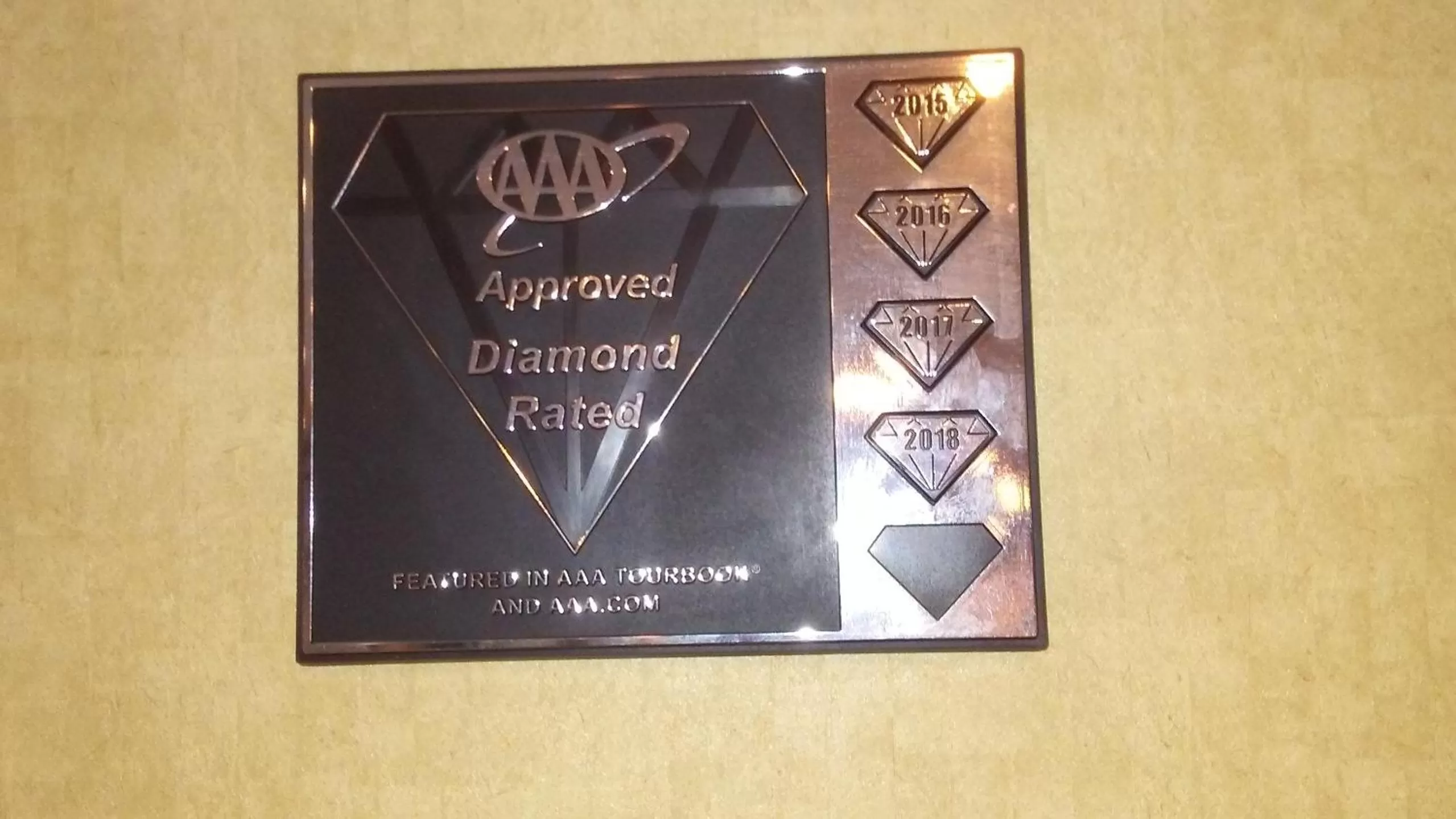 Property logo or sign in Super 8 by Wyndham Niagara Falls