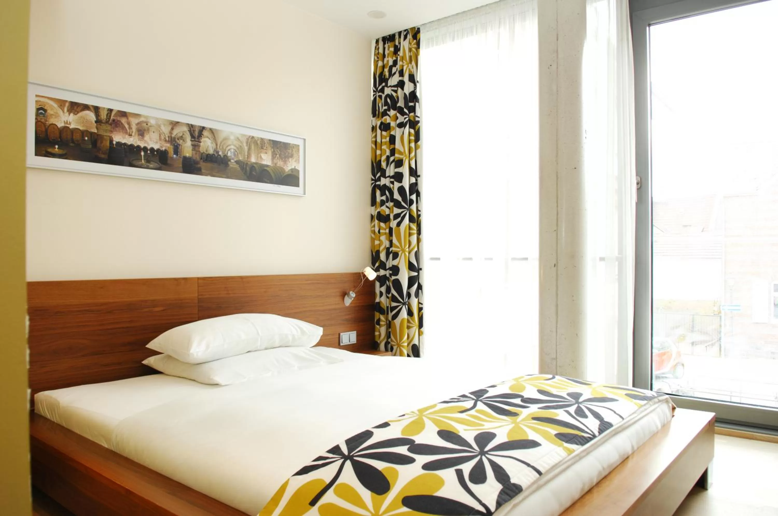 Photo of the whole room, Bed in Das Spritzenhaus