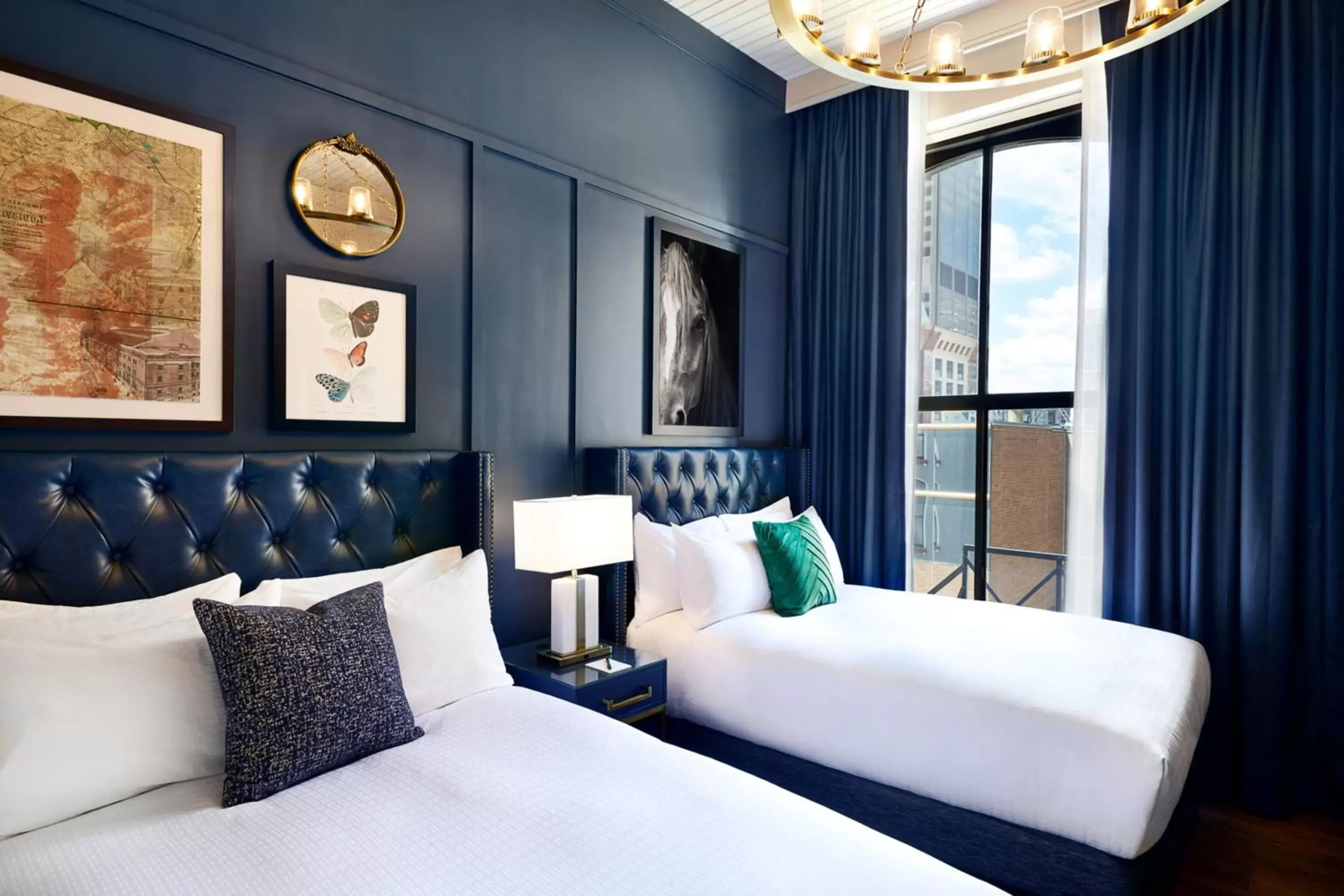 Bedroom, Bed in The Grady Hotel