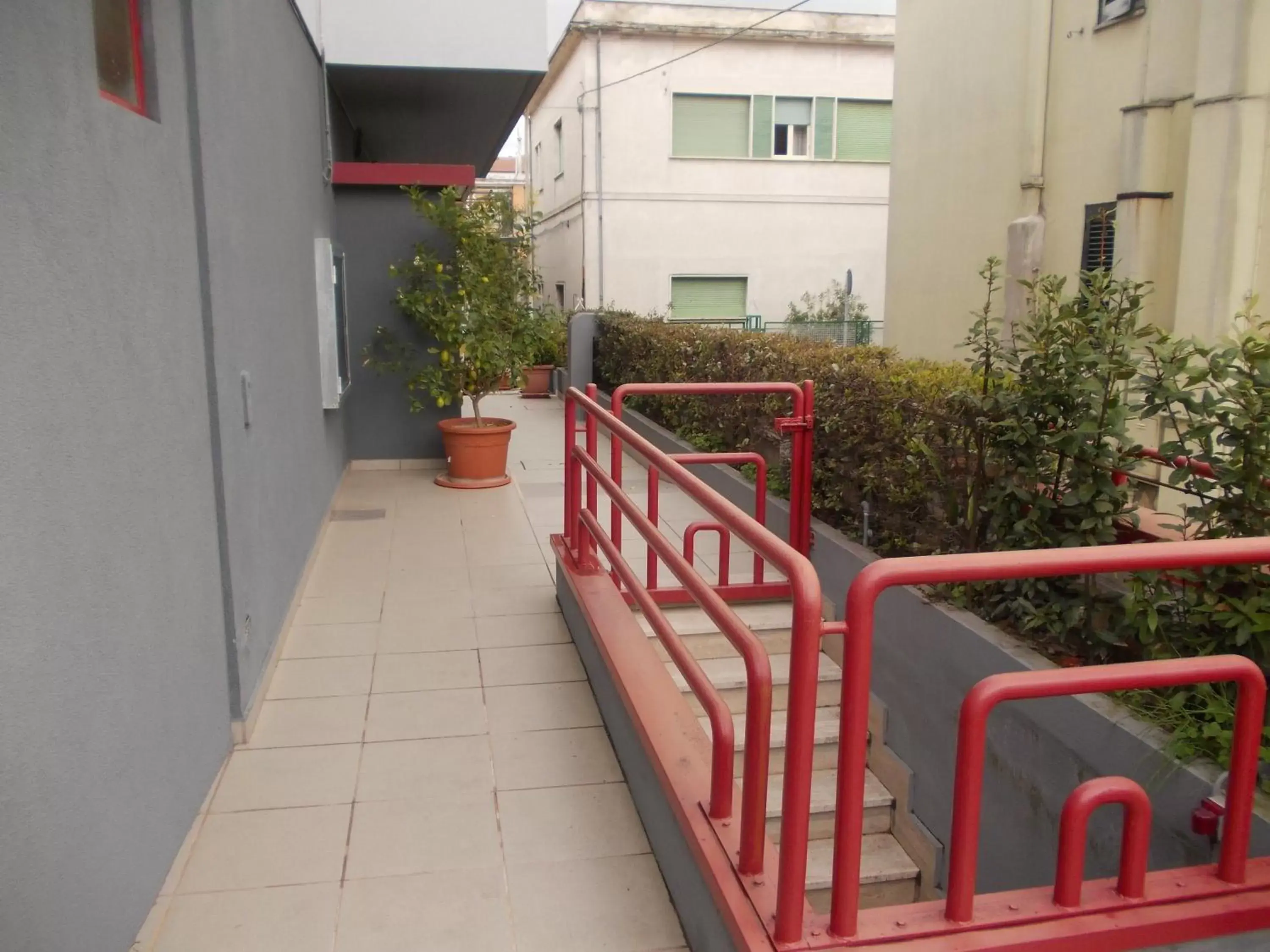 Balcony/Terrace in Scacco Rosso