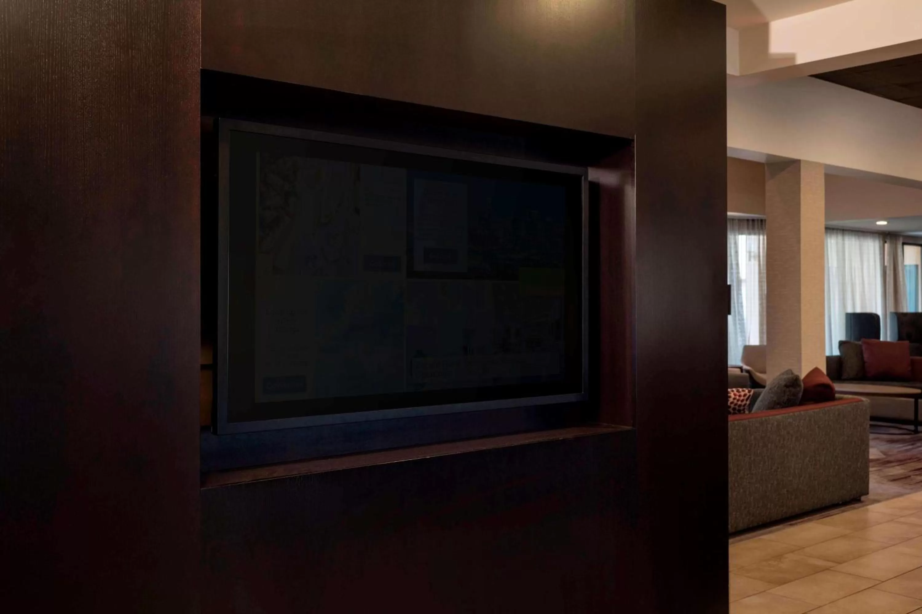 TV and multimedia in Sonesta Select Los Angeles Torrance South Bay