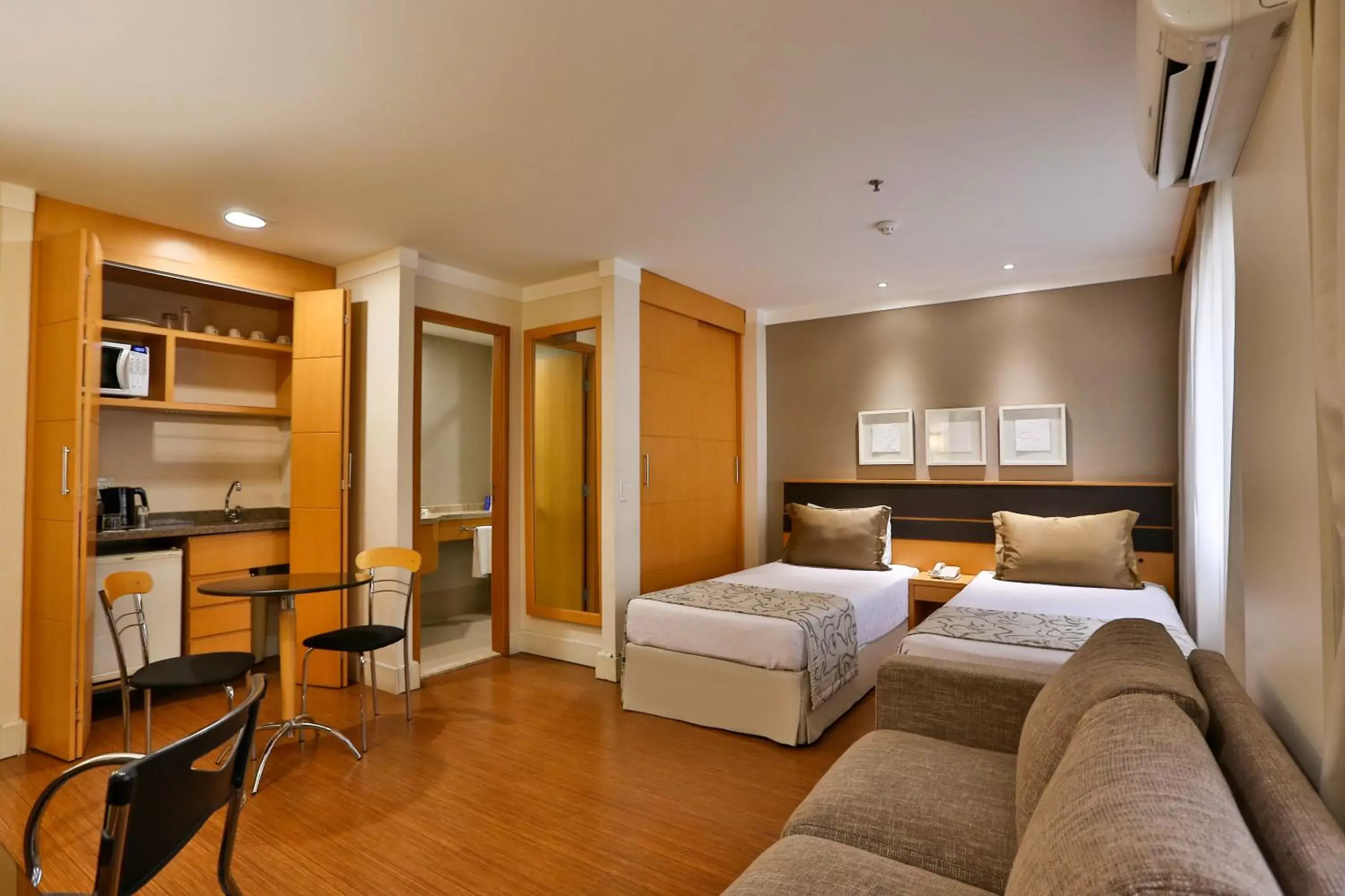 Bedroom in Transamerica Executive Jardins