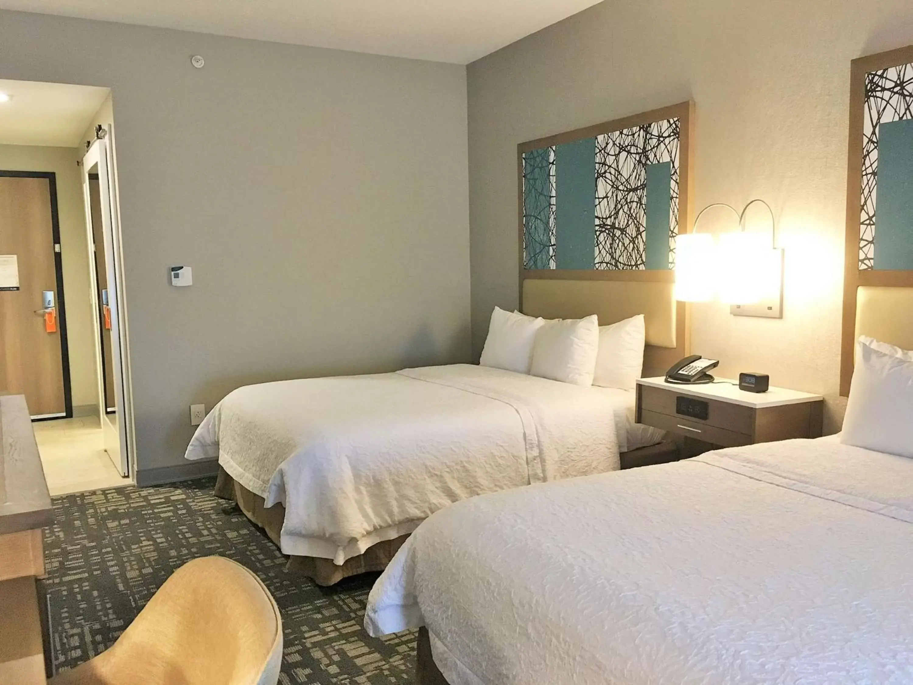 Bed in Hampton Inn & Suites Dallas-The Colony