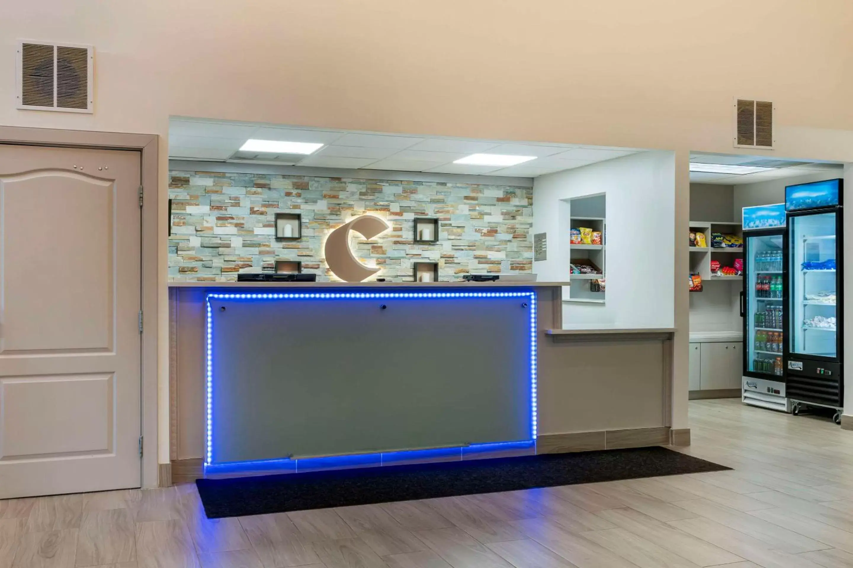Lobby or reception in Comfort Suites Lobby or reception in Comfort Suites