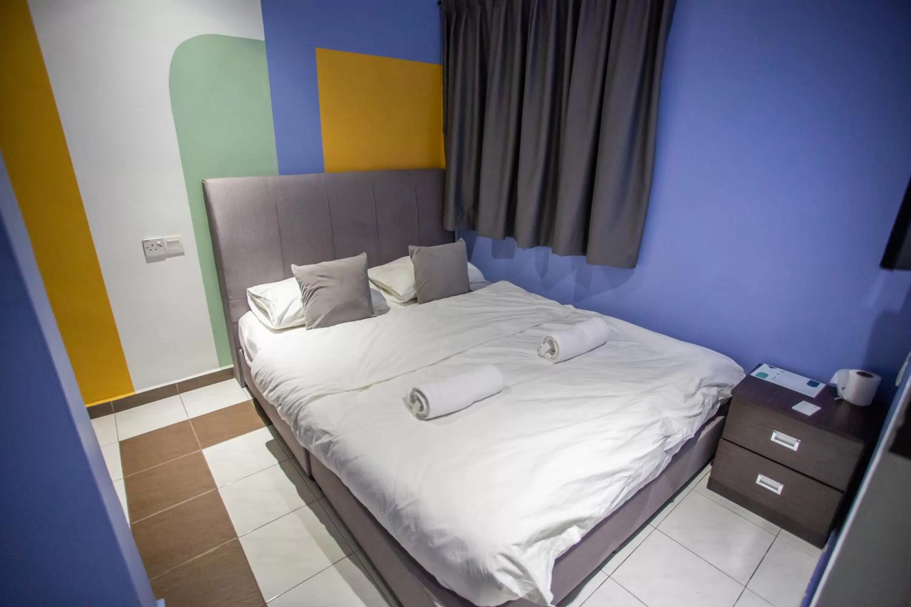 Bed in The Cave By Cactus Hotel Skudai