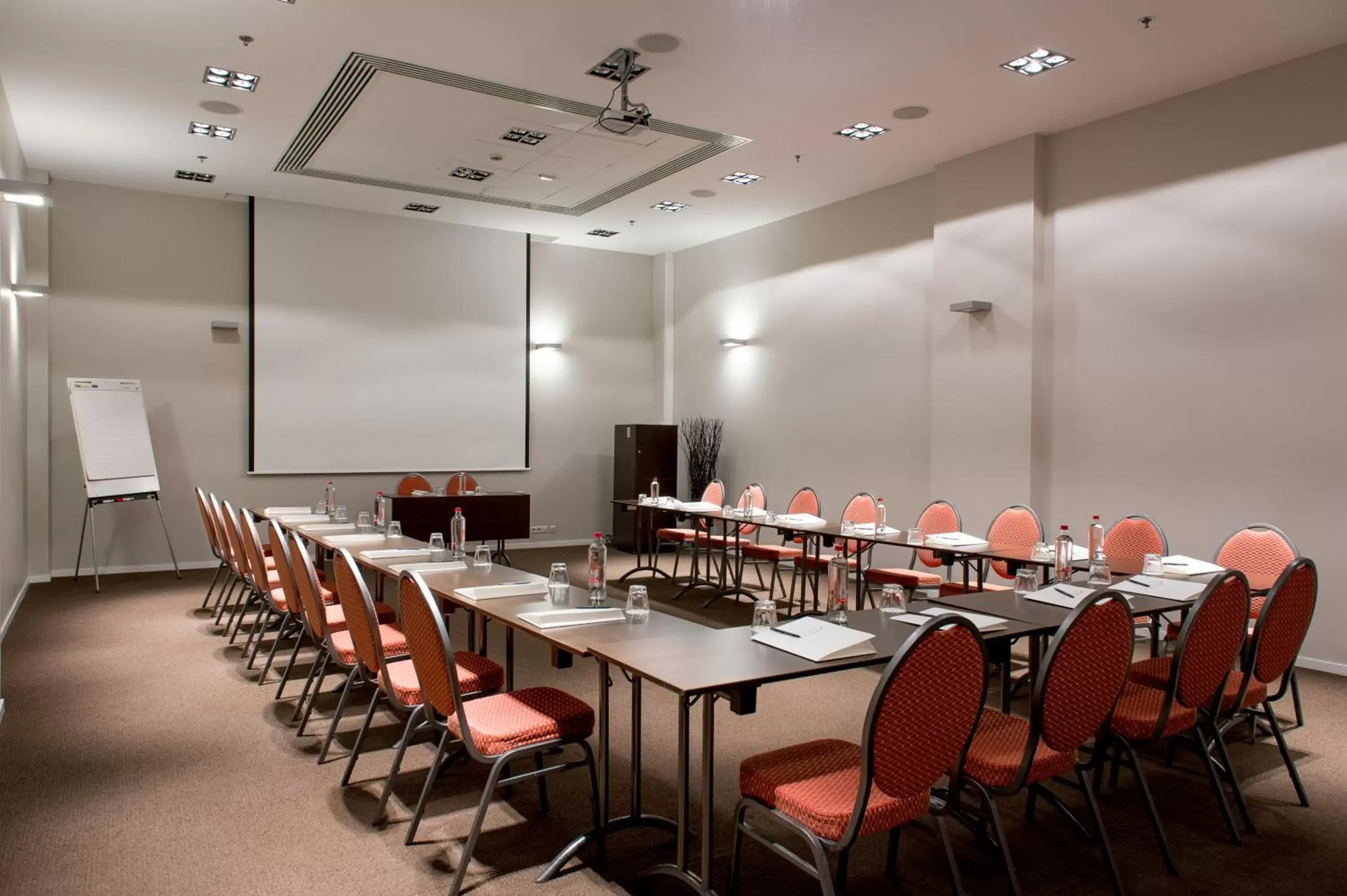 Business facilities in Hotel Chambord