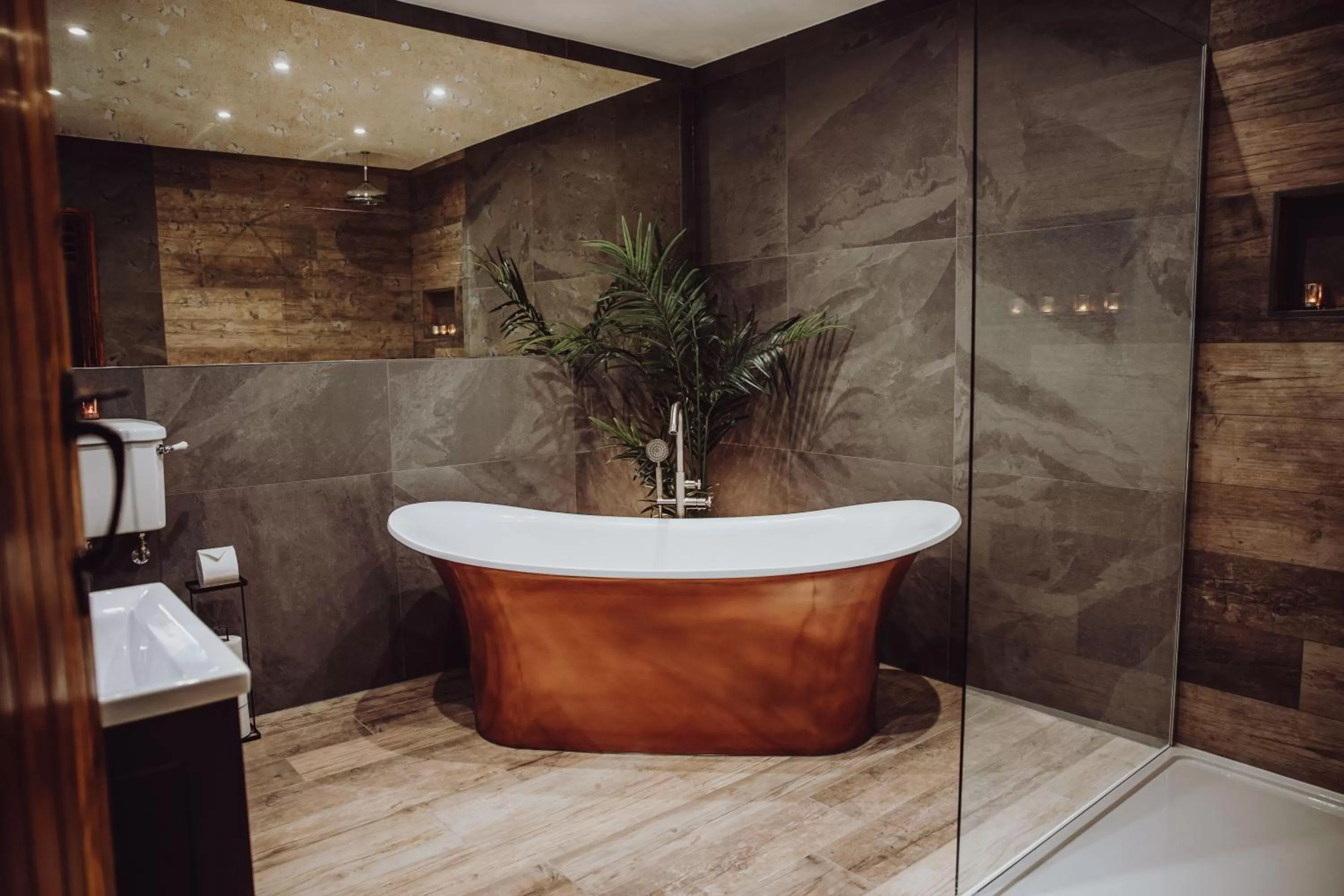 Bathroom in South Causey Inn