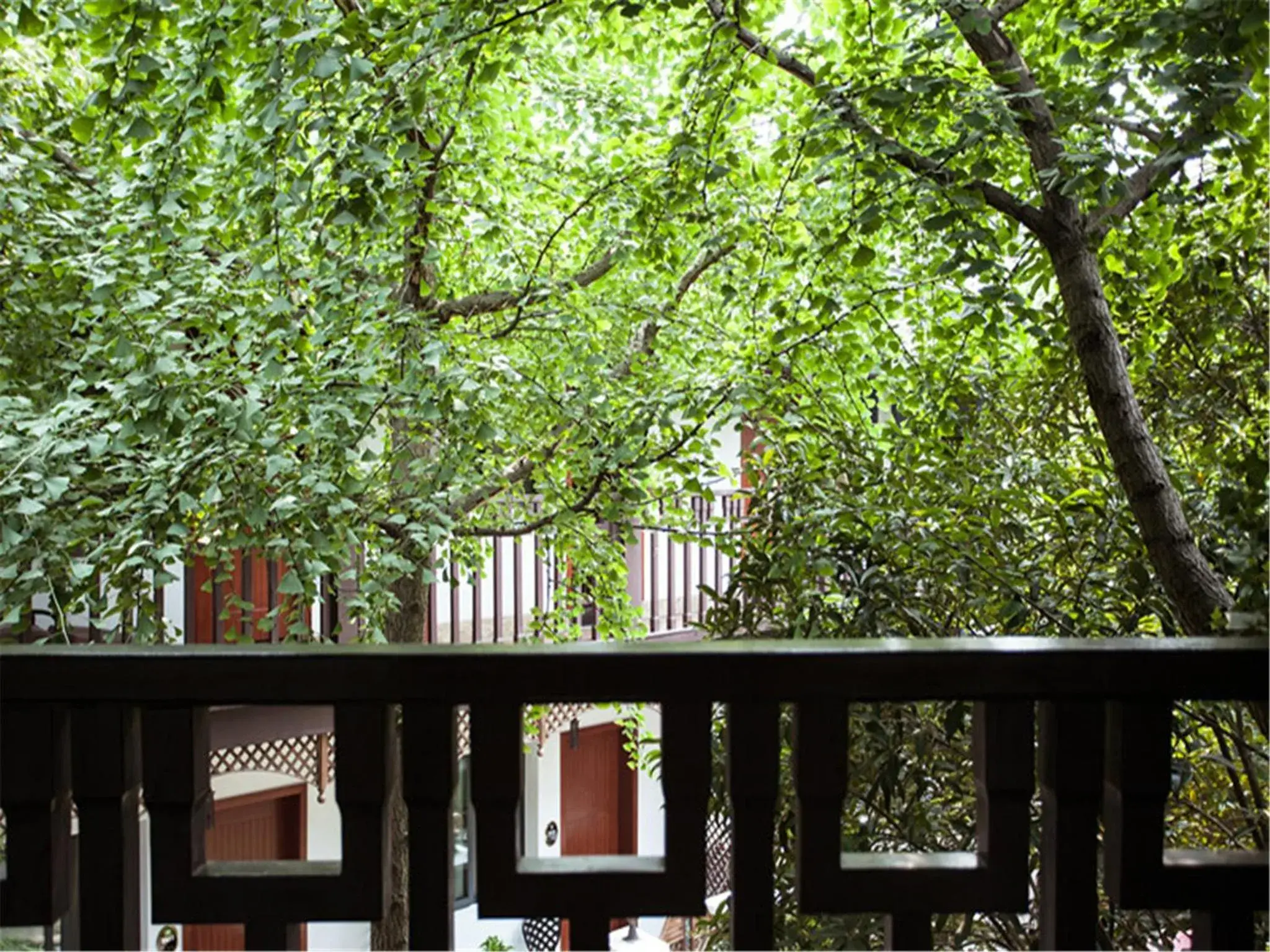 Balcony/Terrace in Yurong West-Lake-Cottage Holiday Hotel Hangzhou