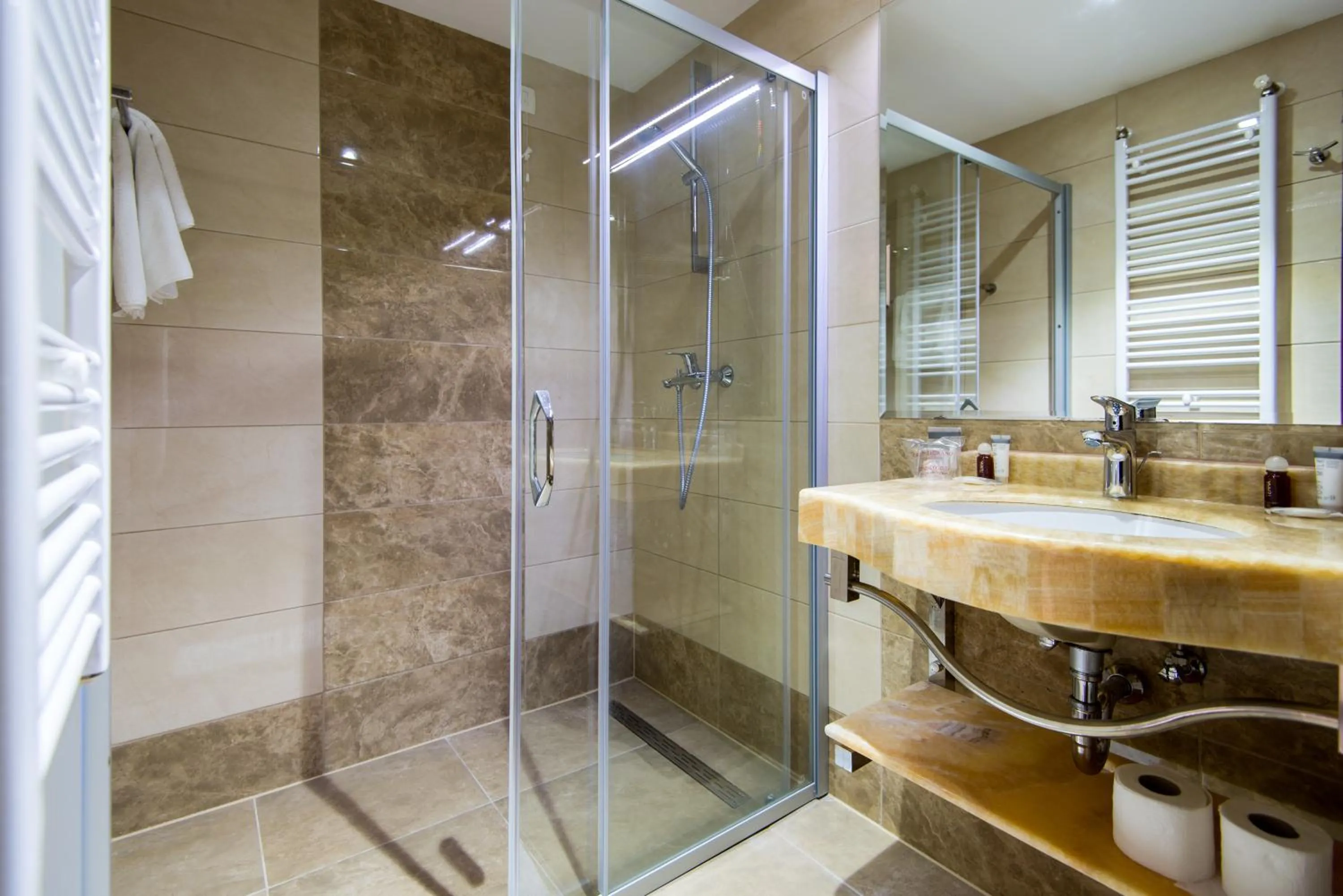 Shower in Grand Hotel Neum Wellness & Spa