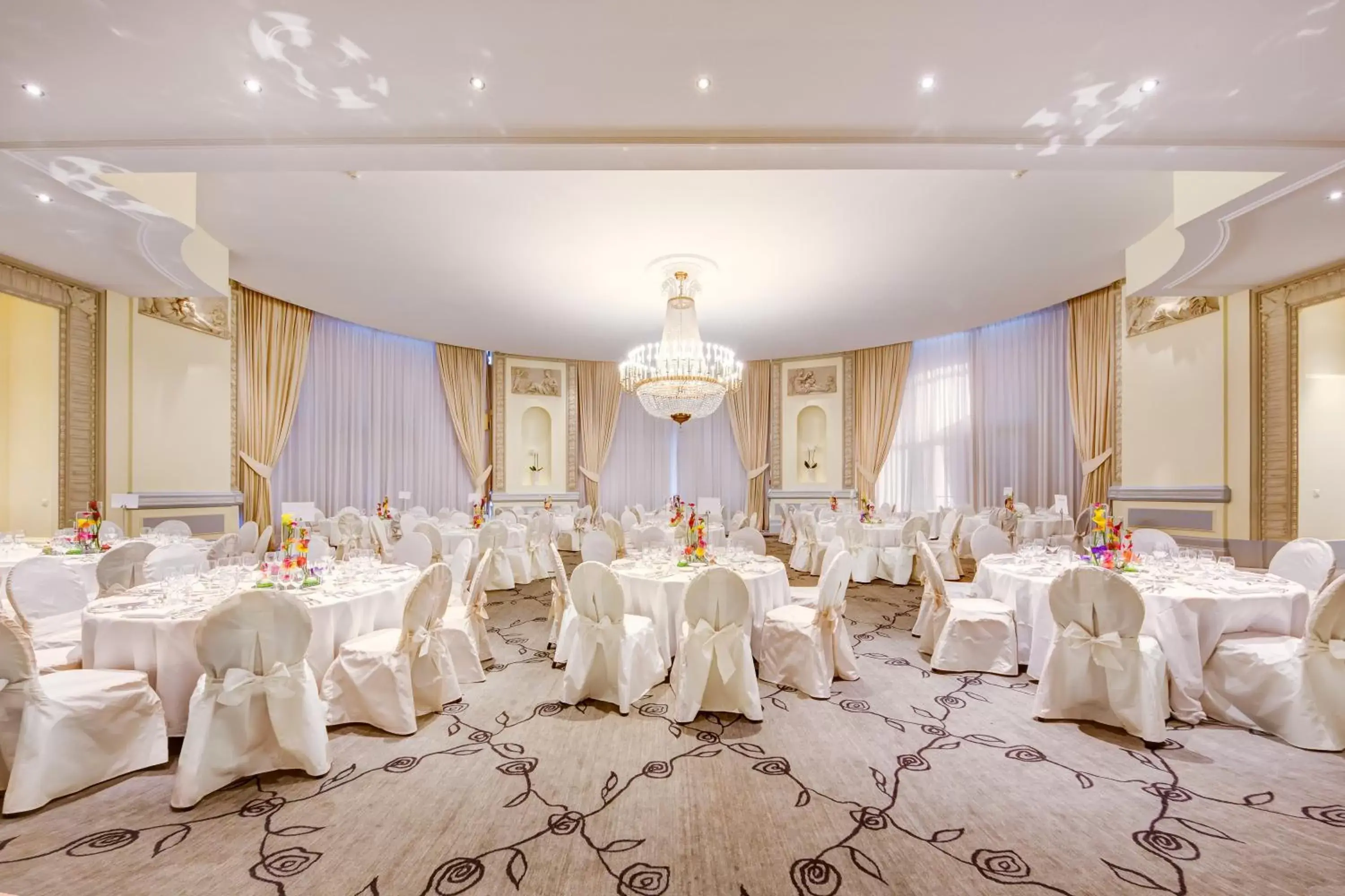 Banquet/Function facilities, Banquet Facilities in Lausanne Palace