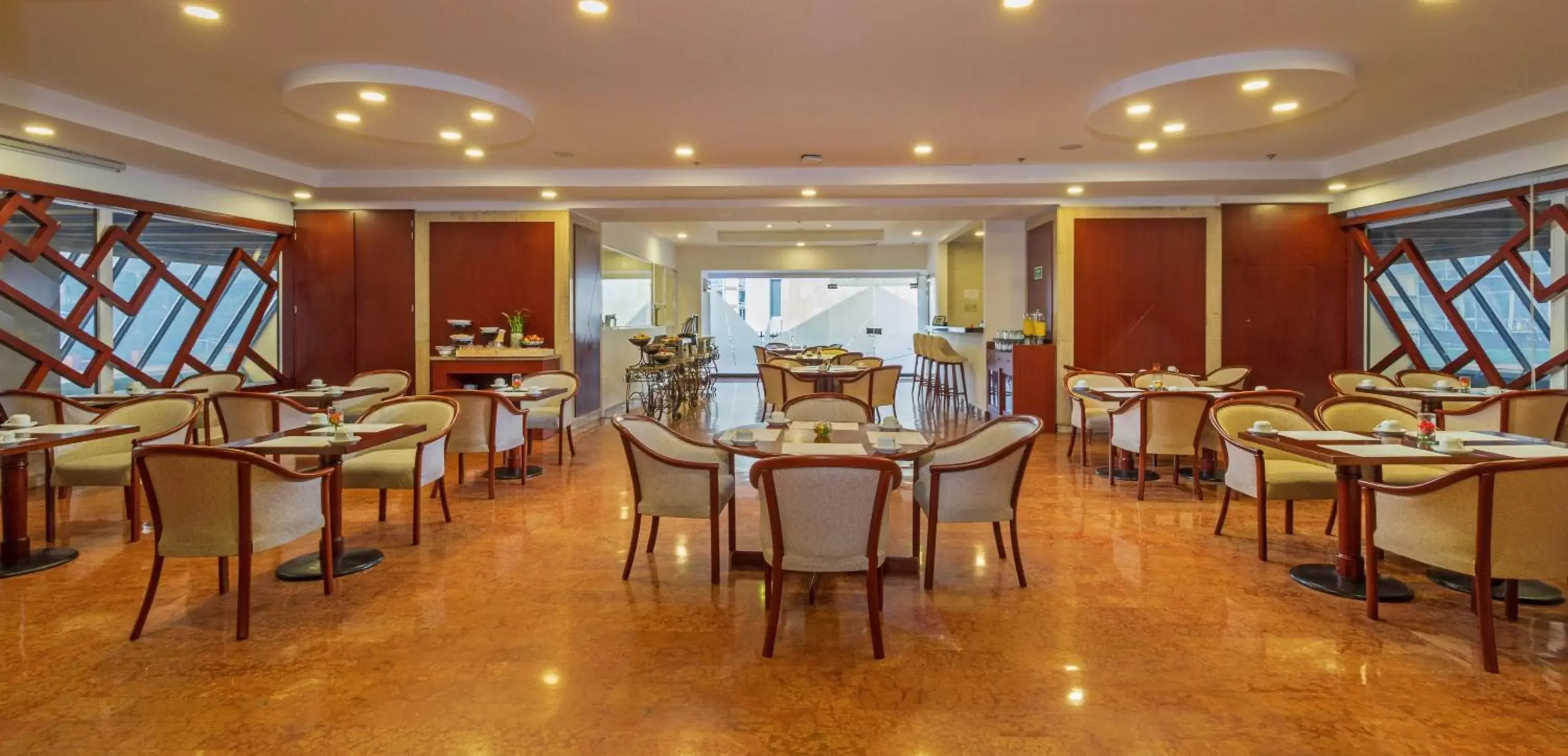 Restaurant/Places to Eat in Tequendama Suites and Hotel