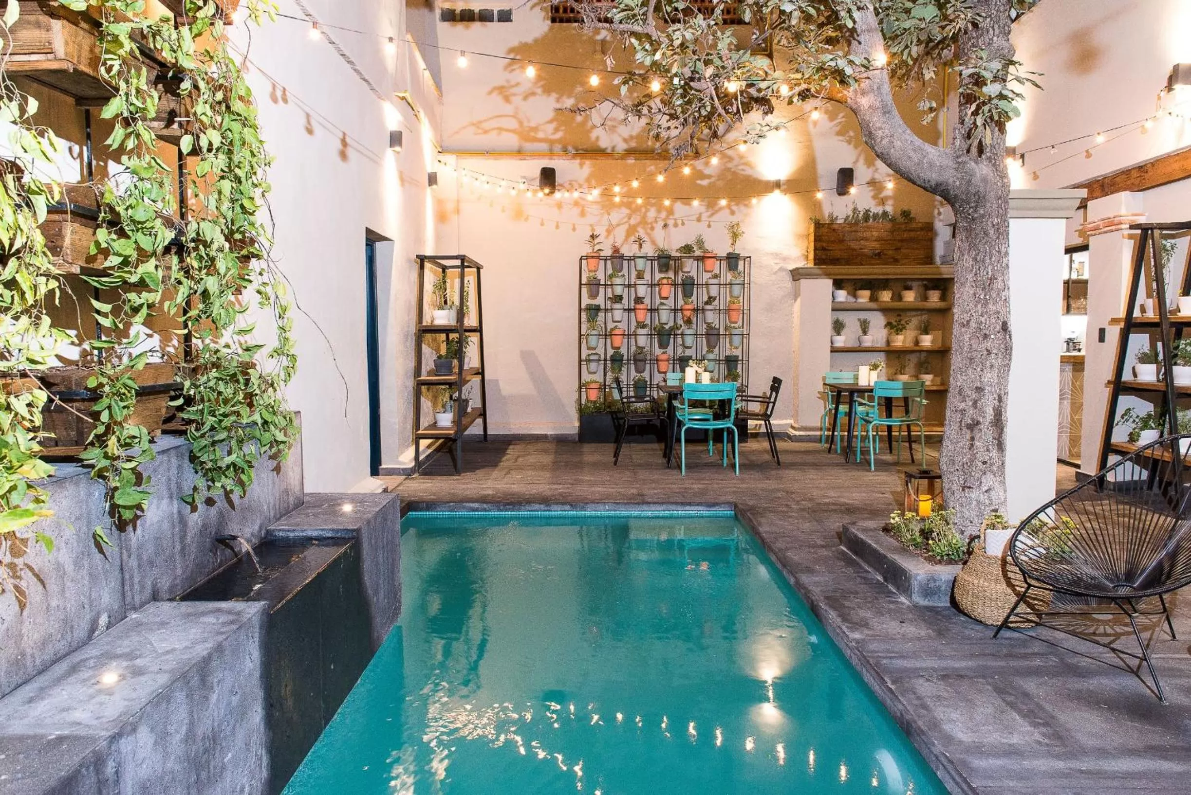 Pool view in Antigua Trece Hotel Fusión