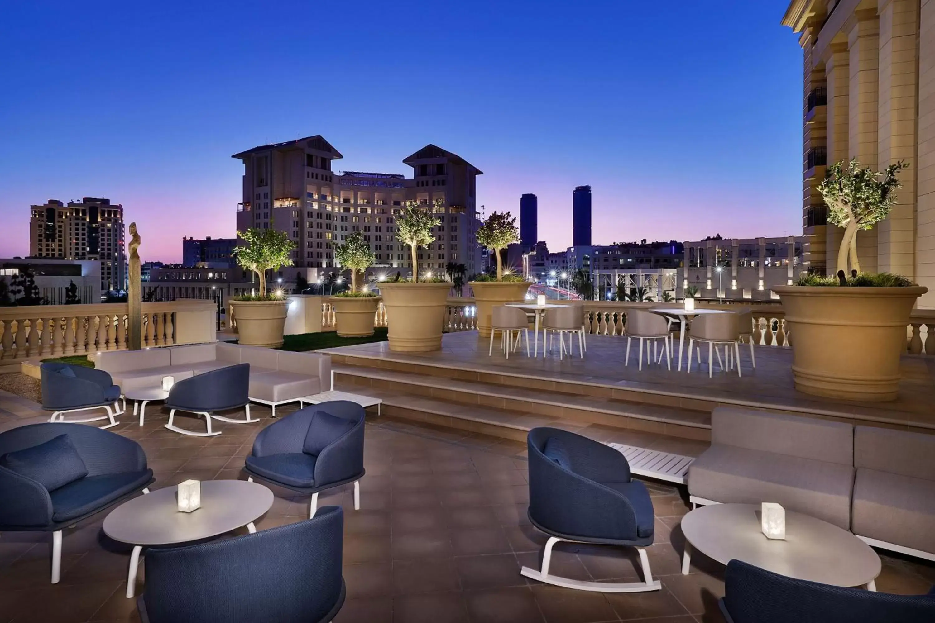 Lounge or bar in The Ritz-Carlton, Amman