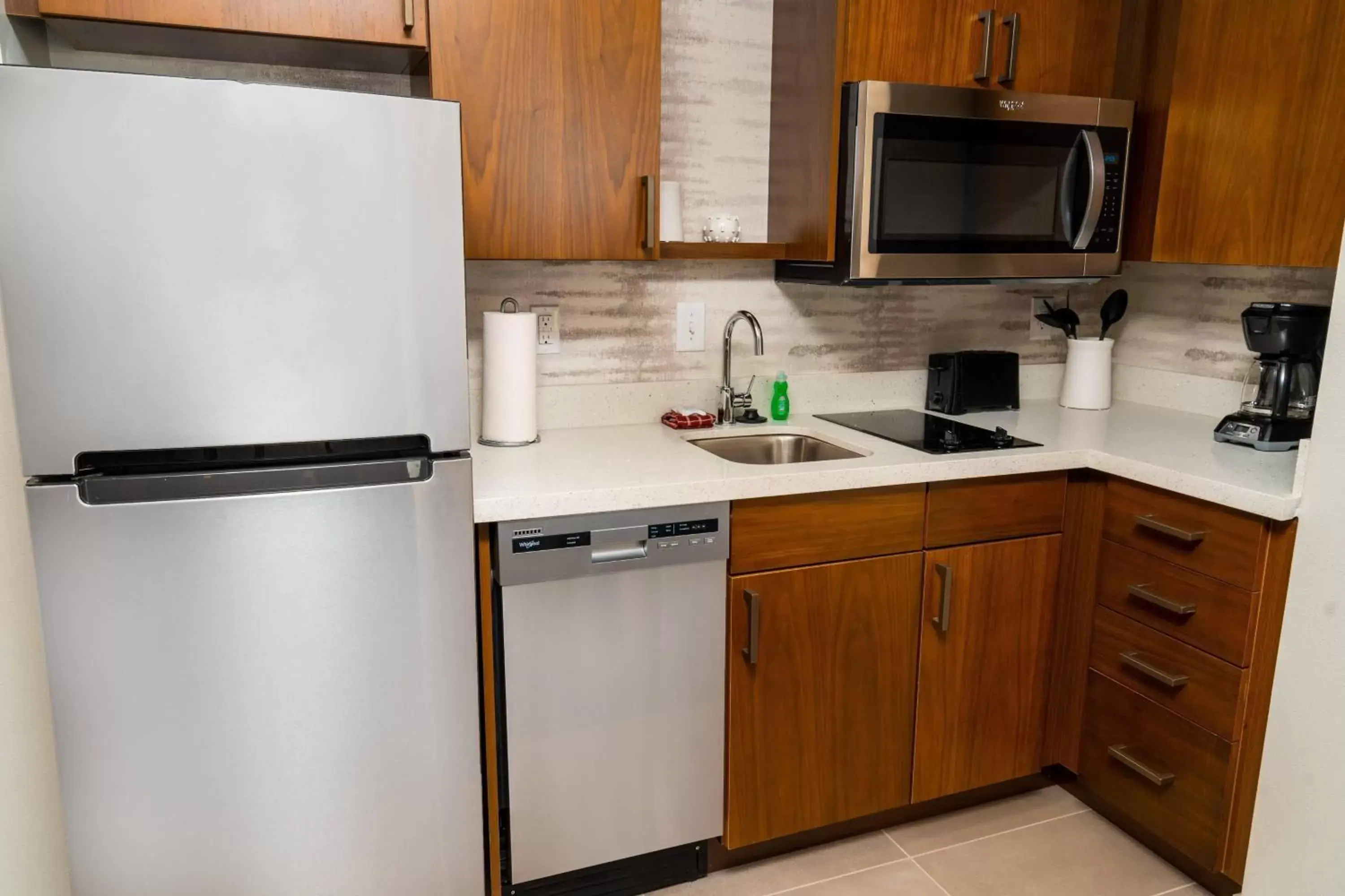 Kitchen or kitchenette, Kitchen/Kitchenette in Residence Inn Upper Marlboro Joint Base Andrews