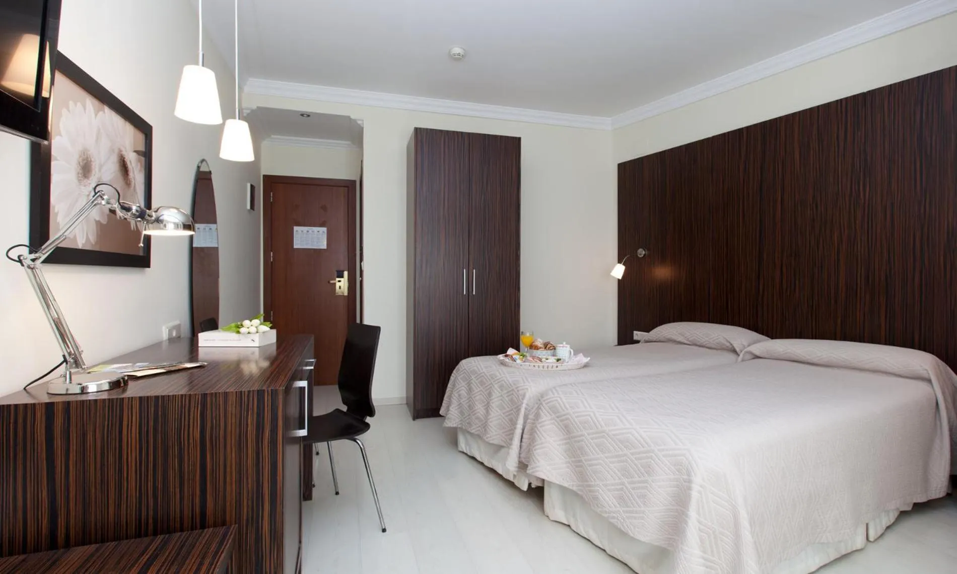 Bed in Hotel MR Costa Blanca