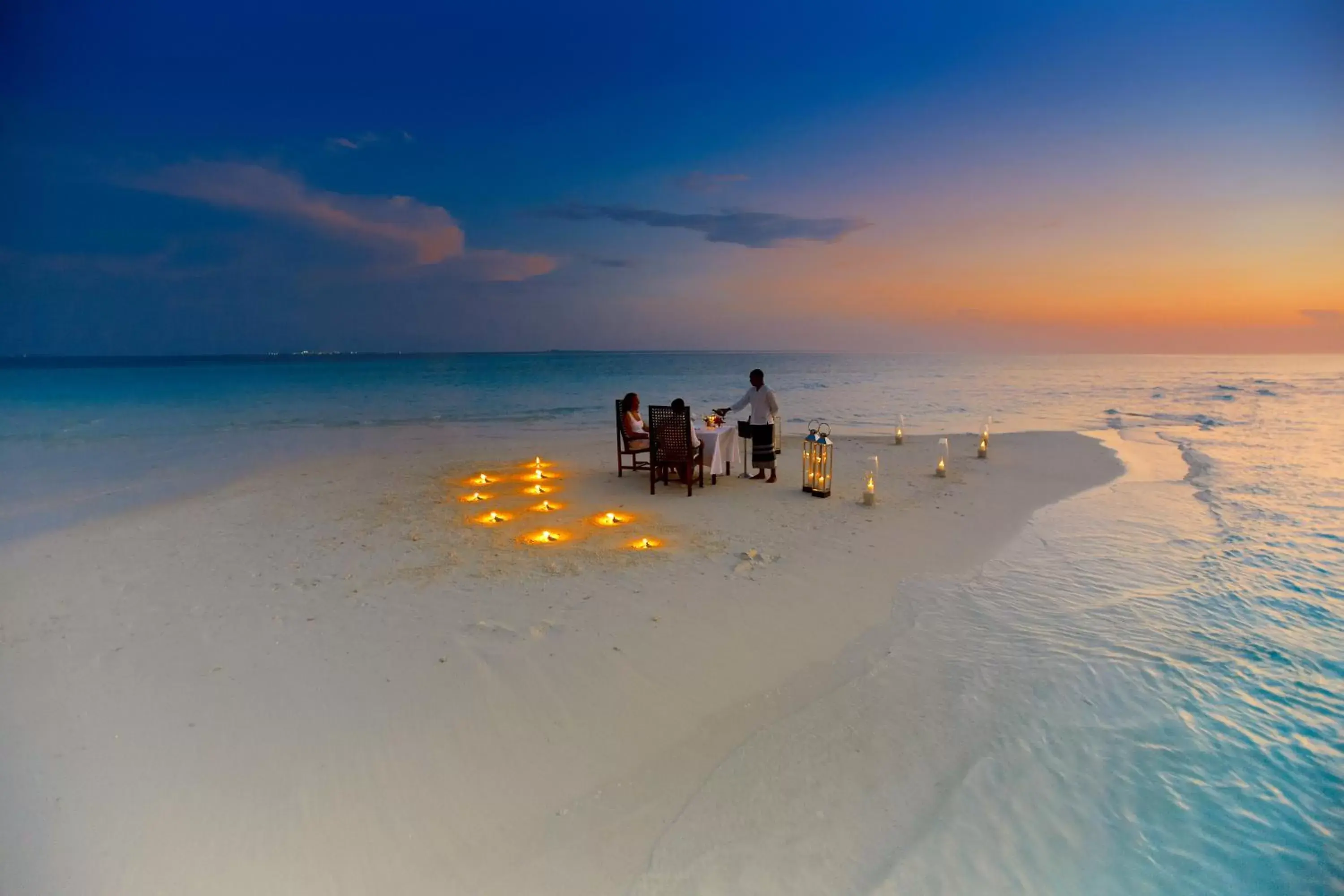 Dinner, Beach in Baros Maldives