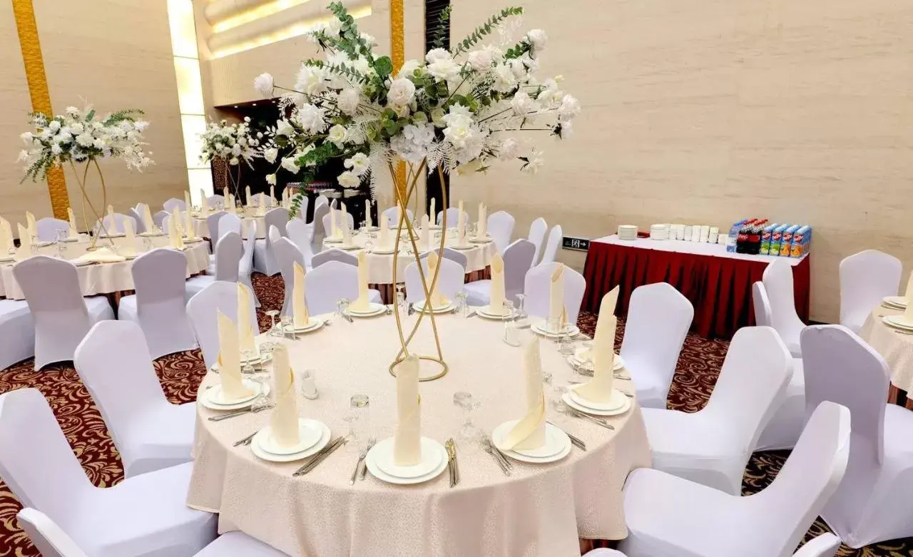 Banquet Facilities in Beijing Palace Soluxe Hotel Astana