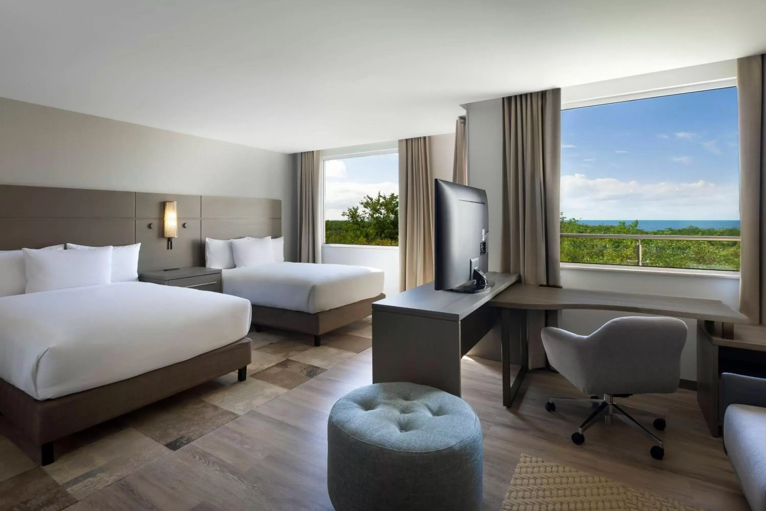 Photo of the whole room, Mountain View in Residence Inn by Marriott Cancun Hotel Zone