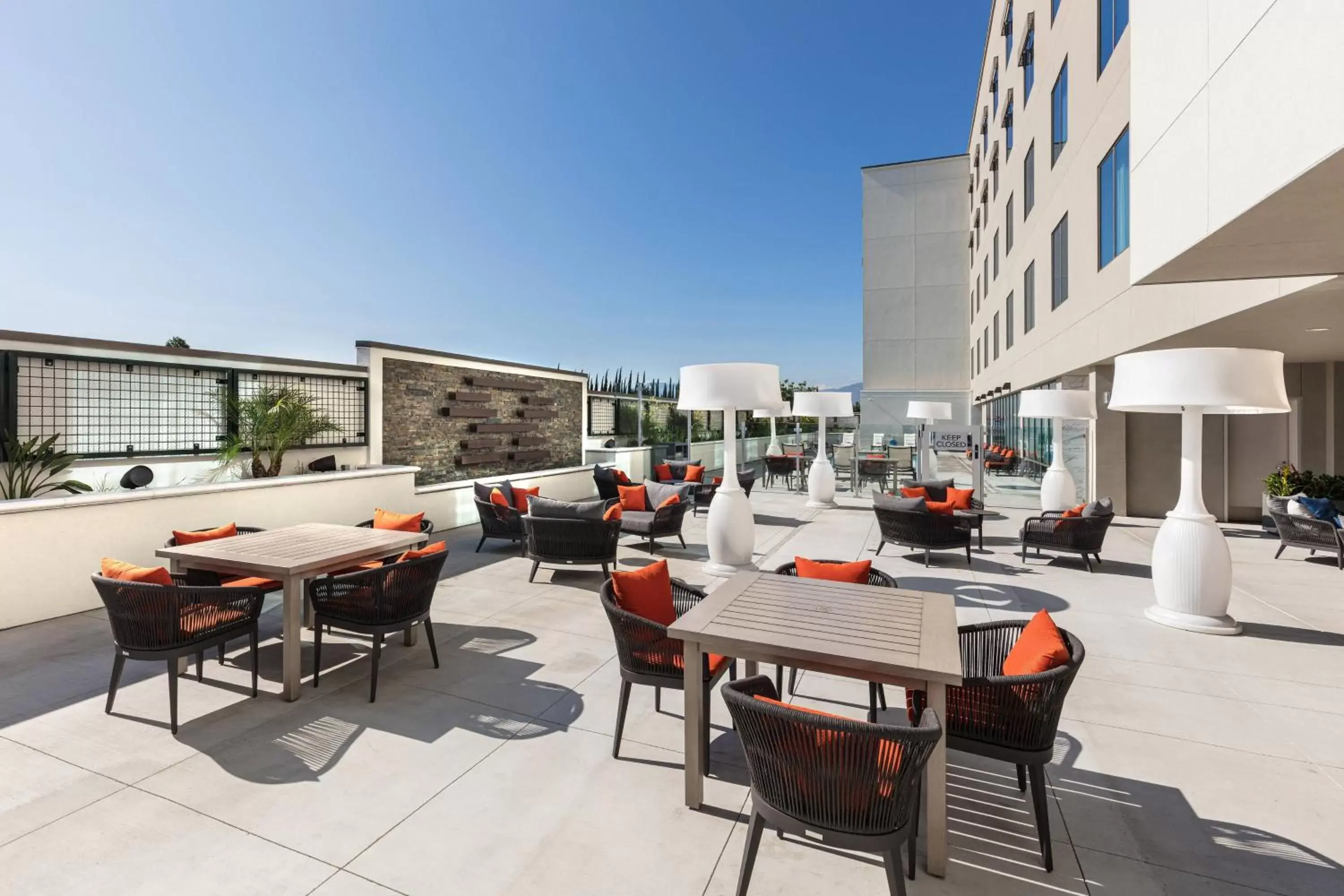 Property building, Restaurant/Places to Eat in Courtyard by Marriott Los Angeles Monterey Park